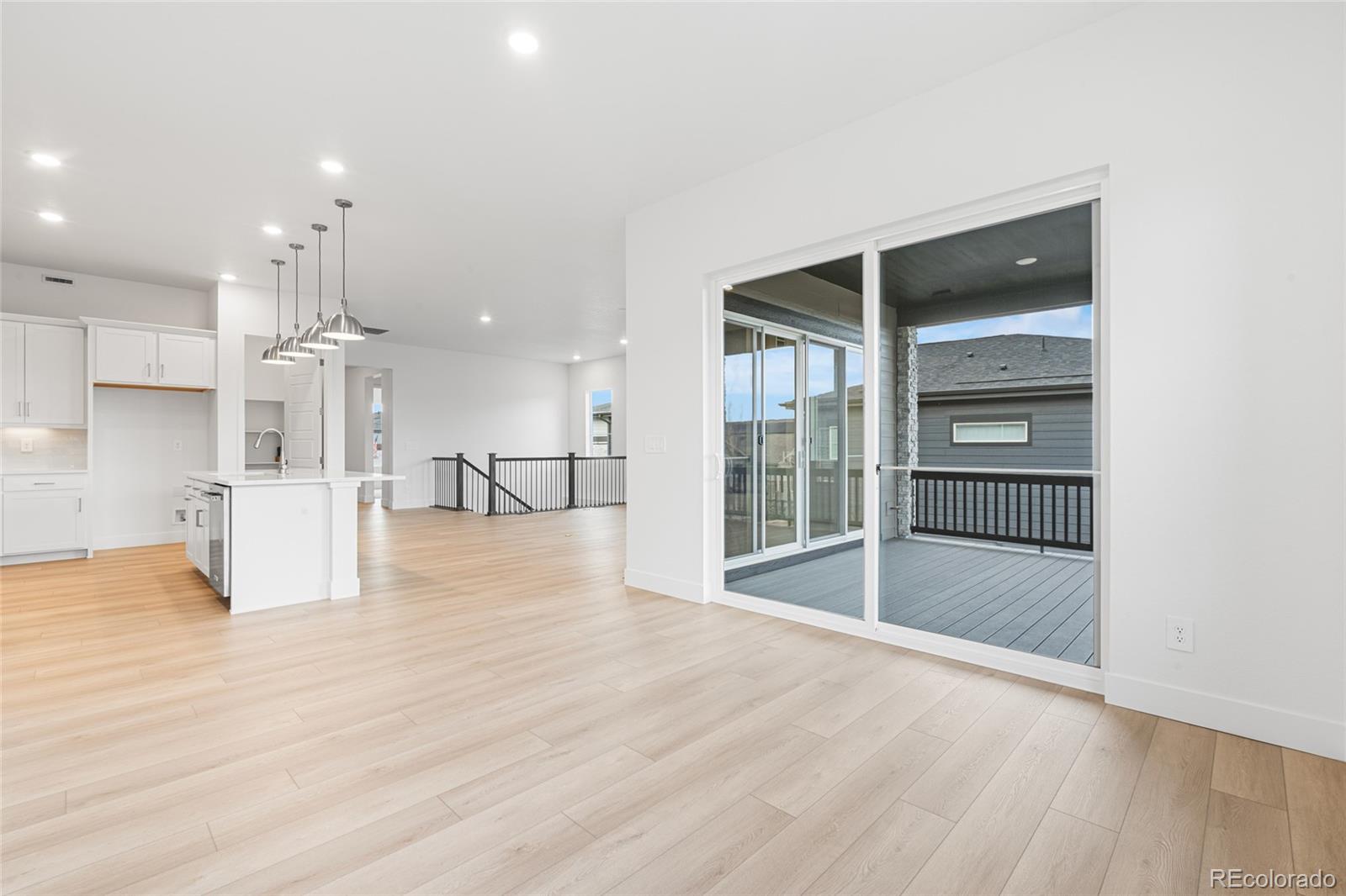 MLS Image #8 for 8644 s quemoy street,aurora, Colorado