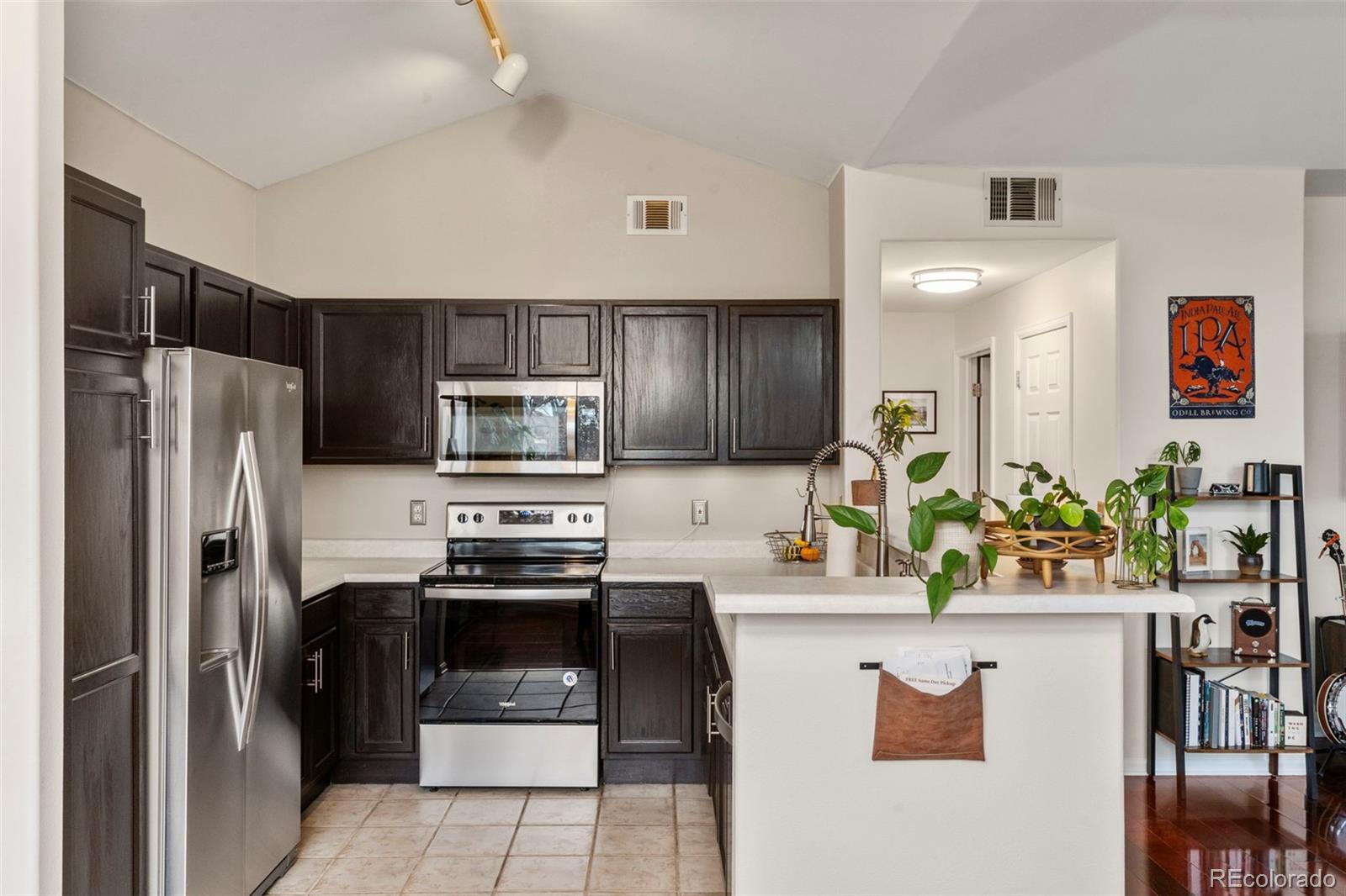 MLS Image #7 for 8500 e jefferson avenue,denver, Colorado