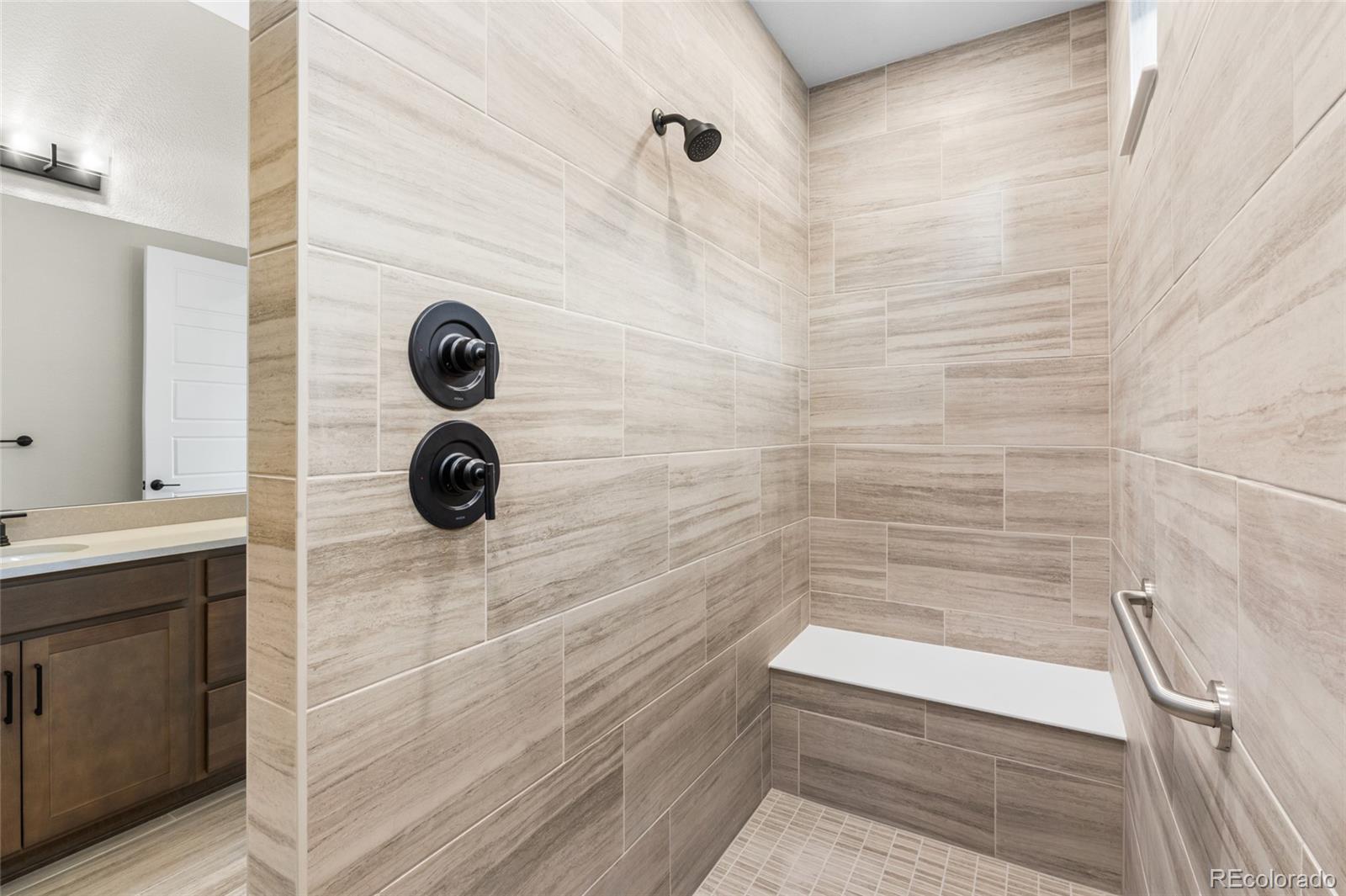 MLS Image #15 for 8654 s quemoy street,aurora, Colorado