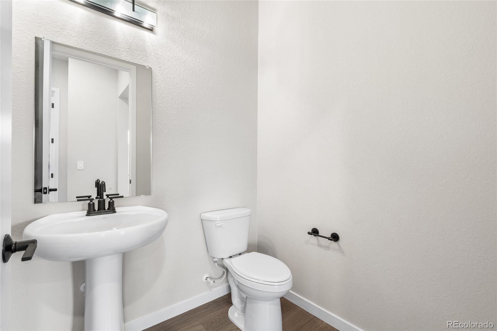 MLS Image #20 for 8654 s quemoy street,aurora, Colorado