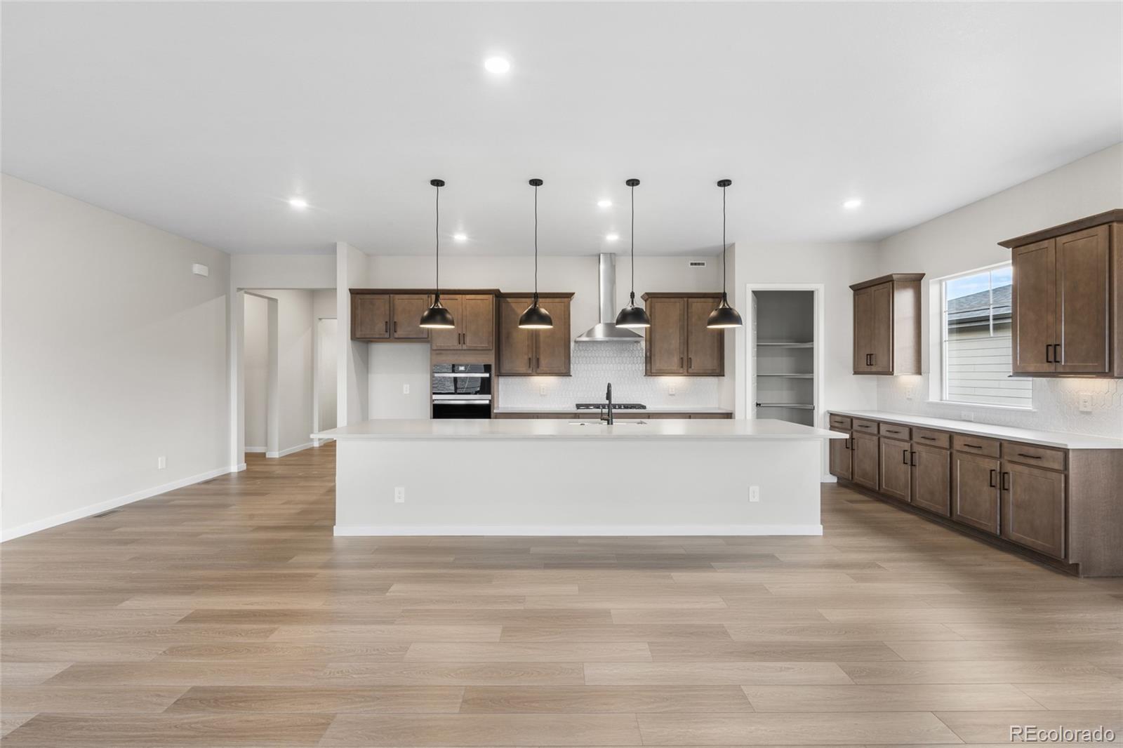 MLS Image #7 for 8654 s quemoy street,aurora, Colorado