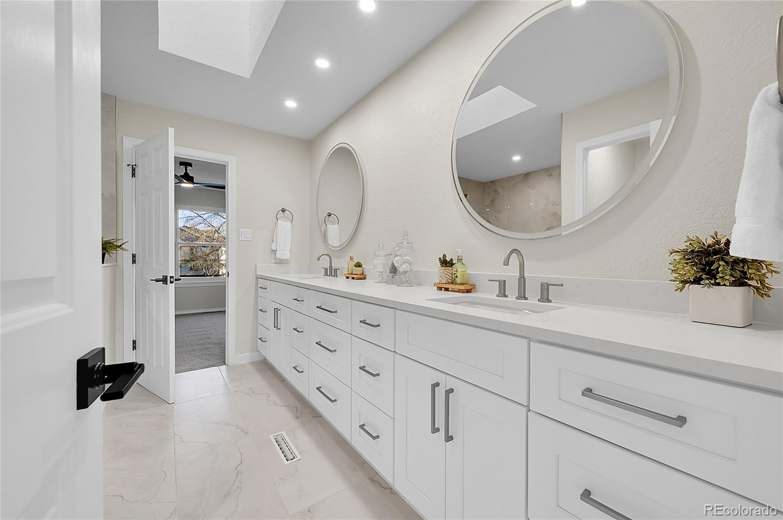 MLS Image #20 for 6338  oak court 3,arvada, Colorado