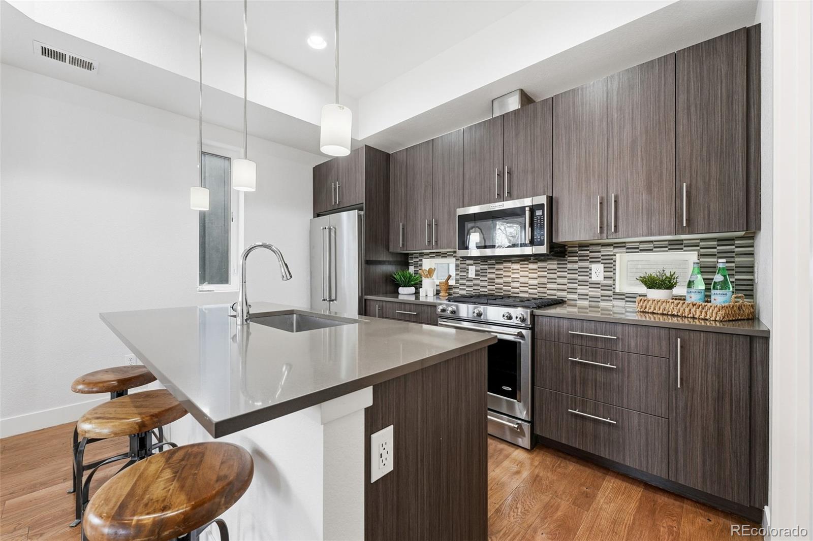 MLS Image #13 for 2215  eliot street,denver, Colorado