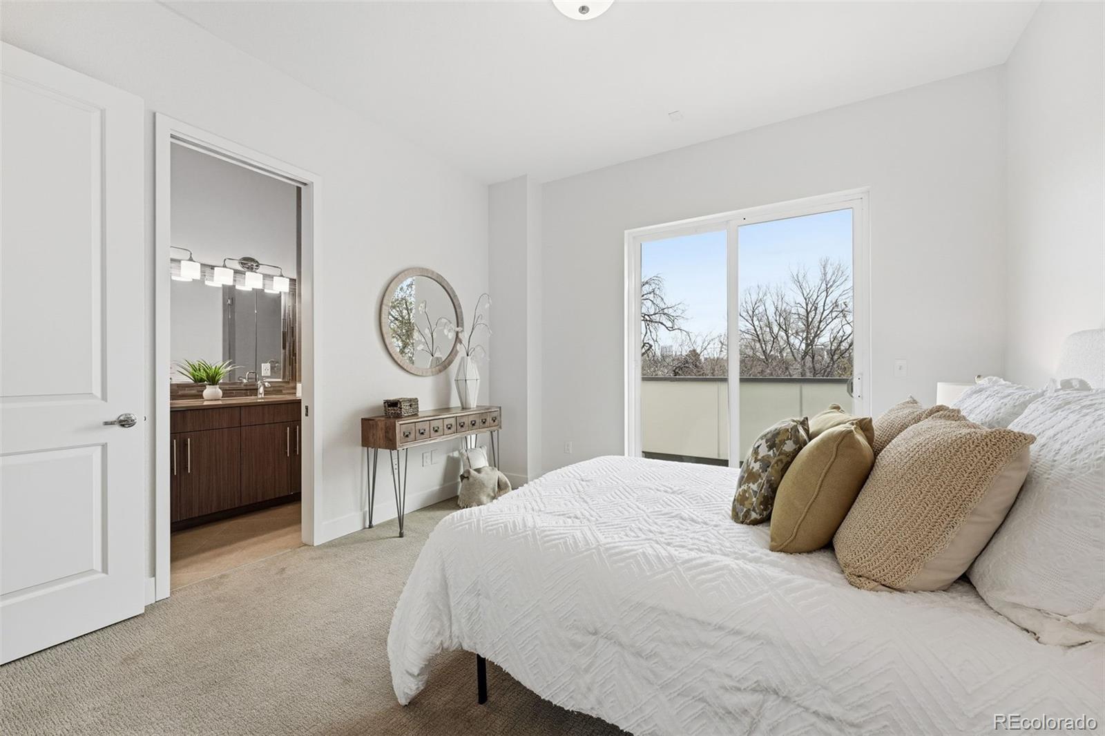 MLS Image #19 for 2215  eliot street,denver, Colorado