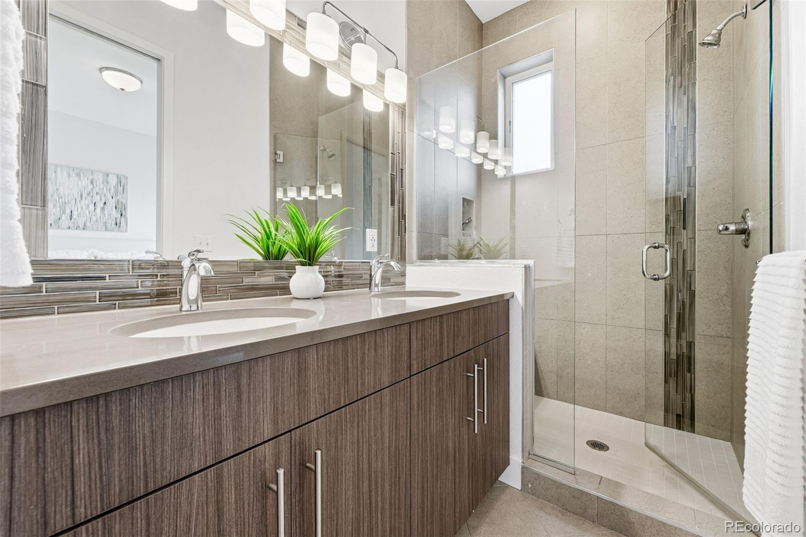 MLS Image #21 for 2215  eliot street,denver, Colorado