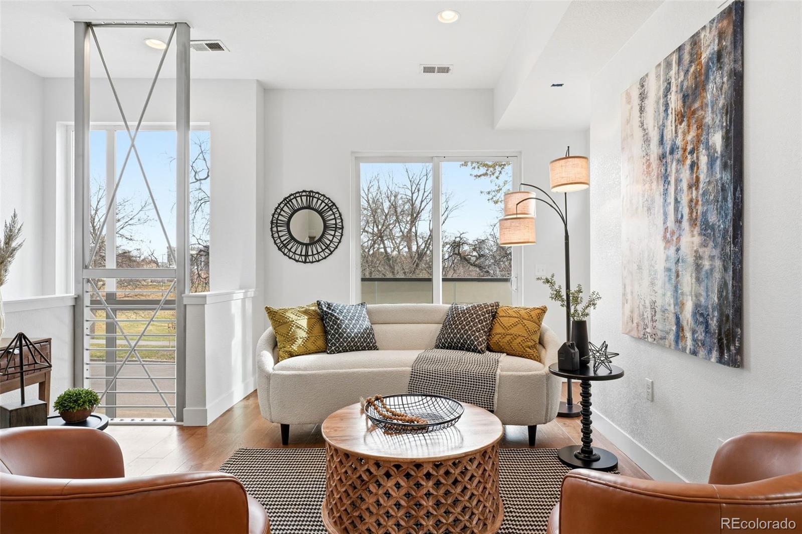 MLS Image #4 for 2215  eliot street,denver, Colorado