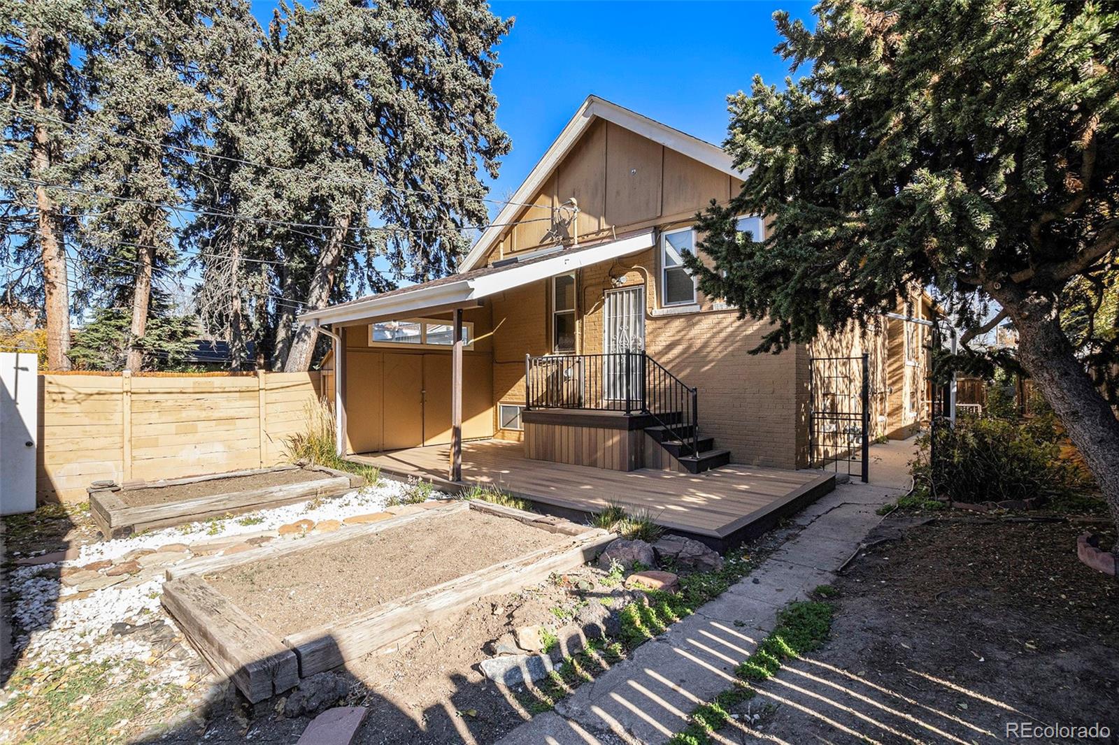 MLS Image #14 for 1559  elm street,denver, Colorado