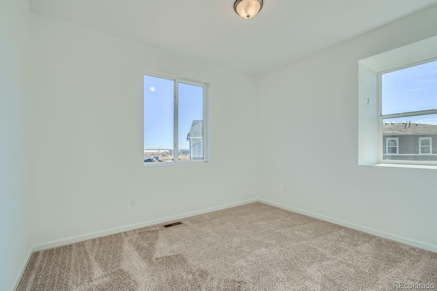 MLS Image #17 for 54880 e 27th avenue,strasburg, Colorado