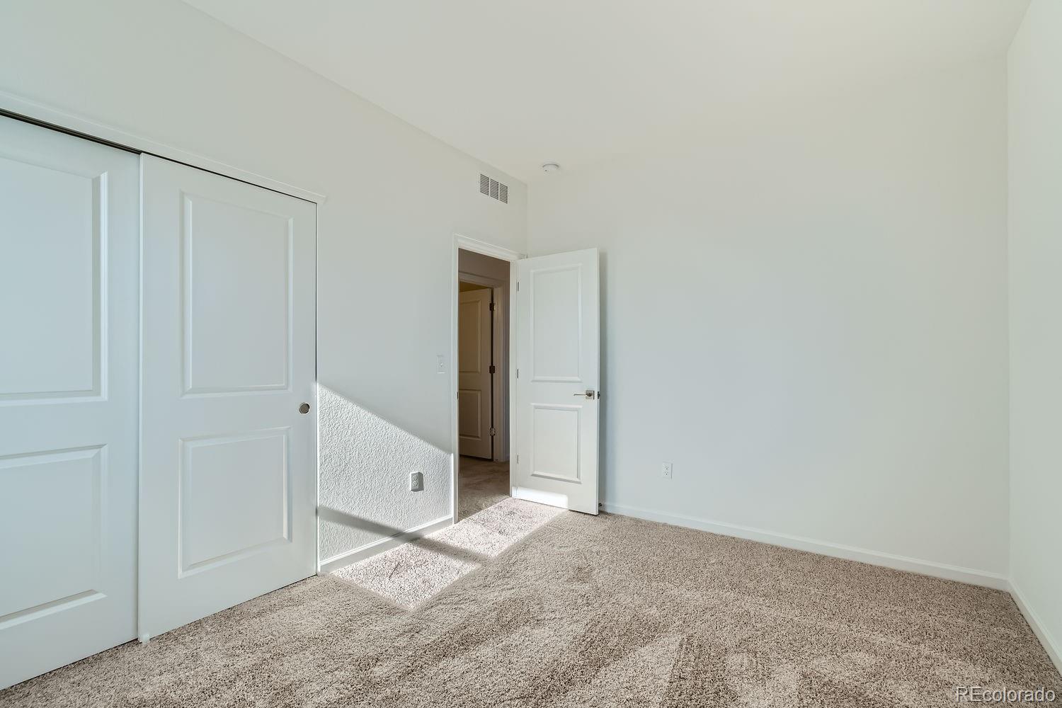 MLS Image #18 for 54880 e 27th avenue,strasburg, Colorado