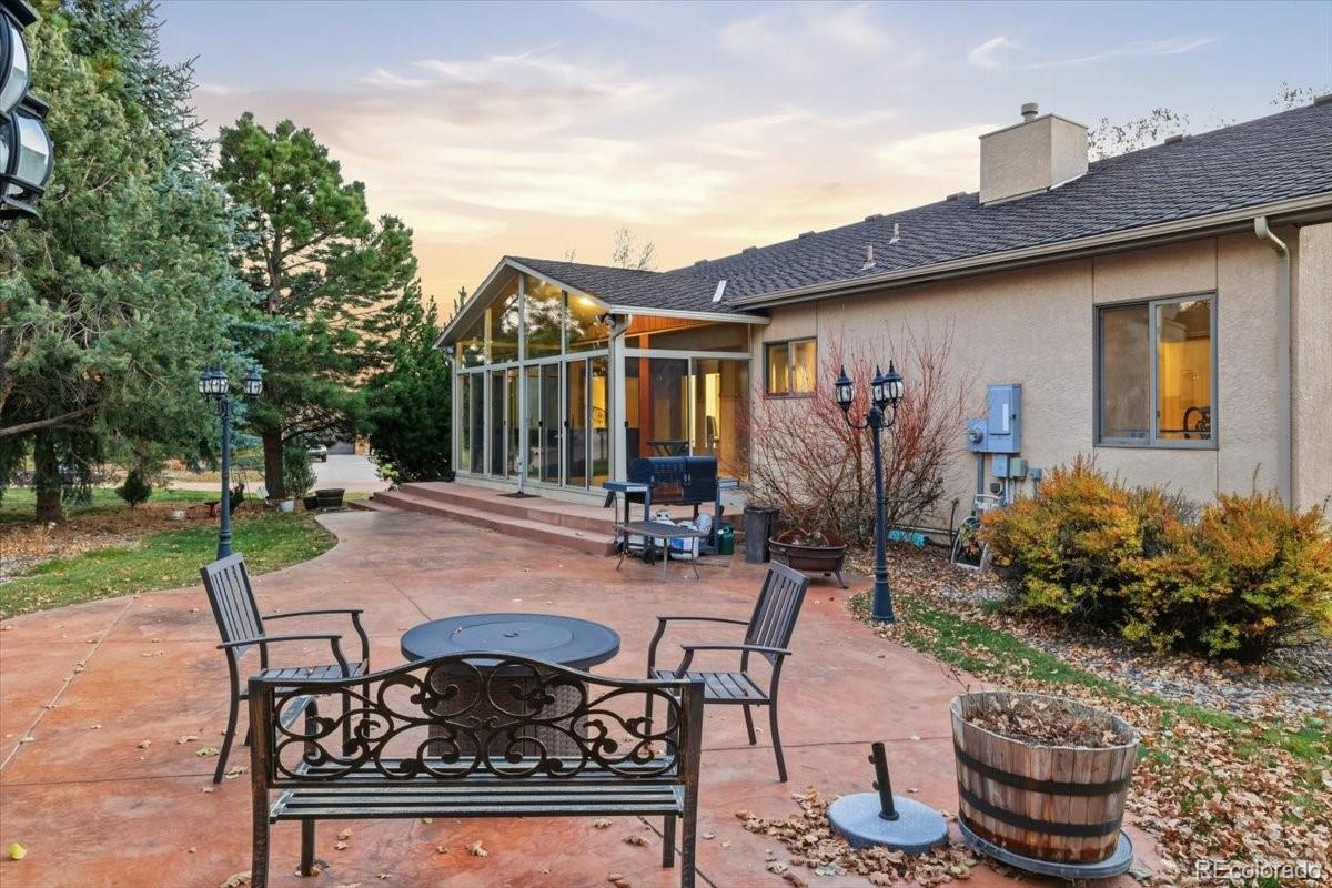 MLS Image #1 for 10  desert inn way,colorado springs, Colorado