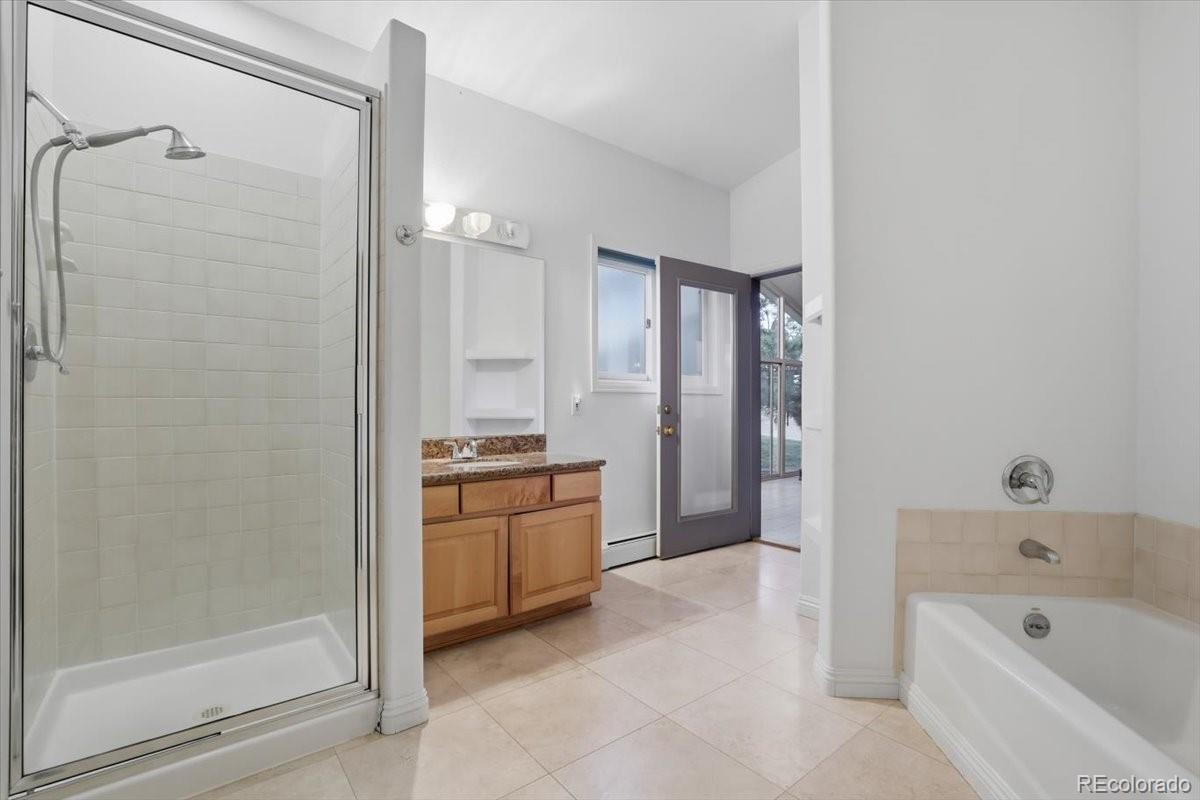 MLS Image #13 for 10  desert inn way,colorado springs, Colorado