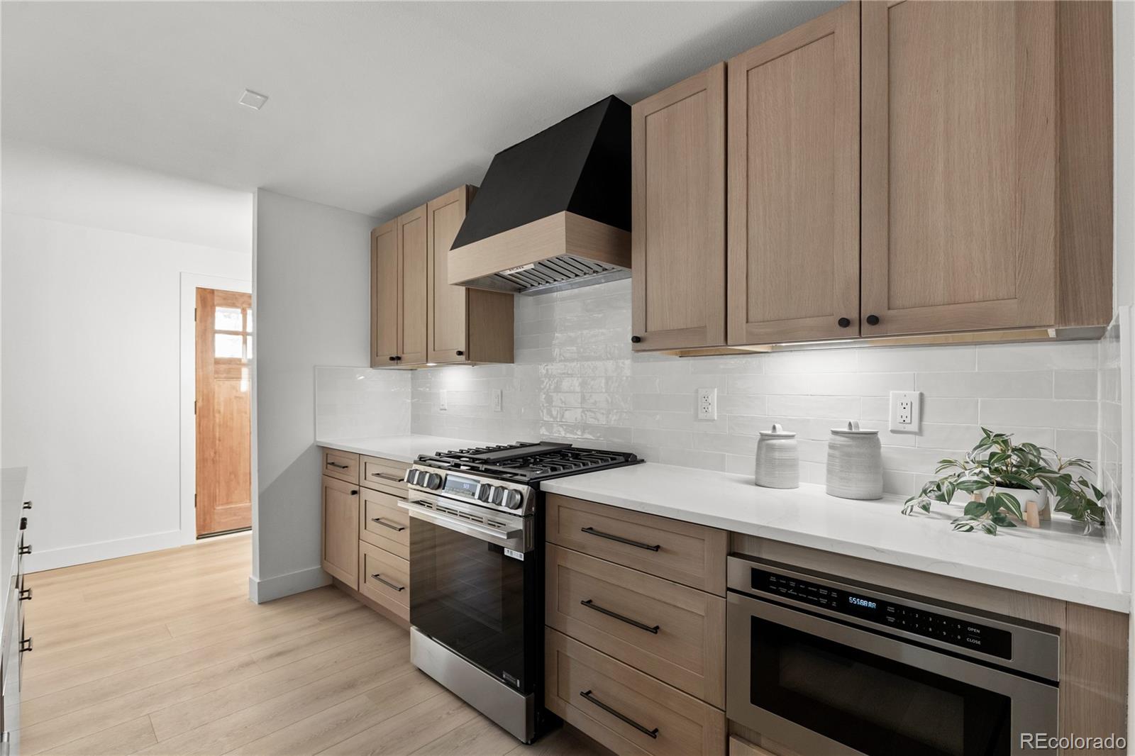 MLS Image #10 for 7604 s datura circle,littleton, Colorado