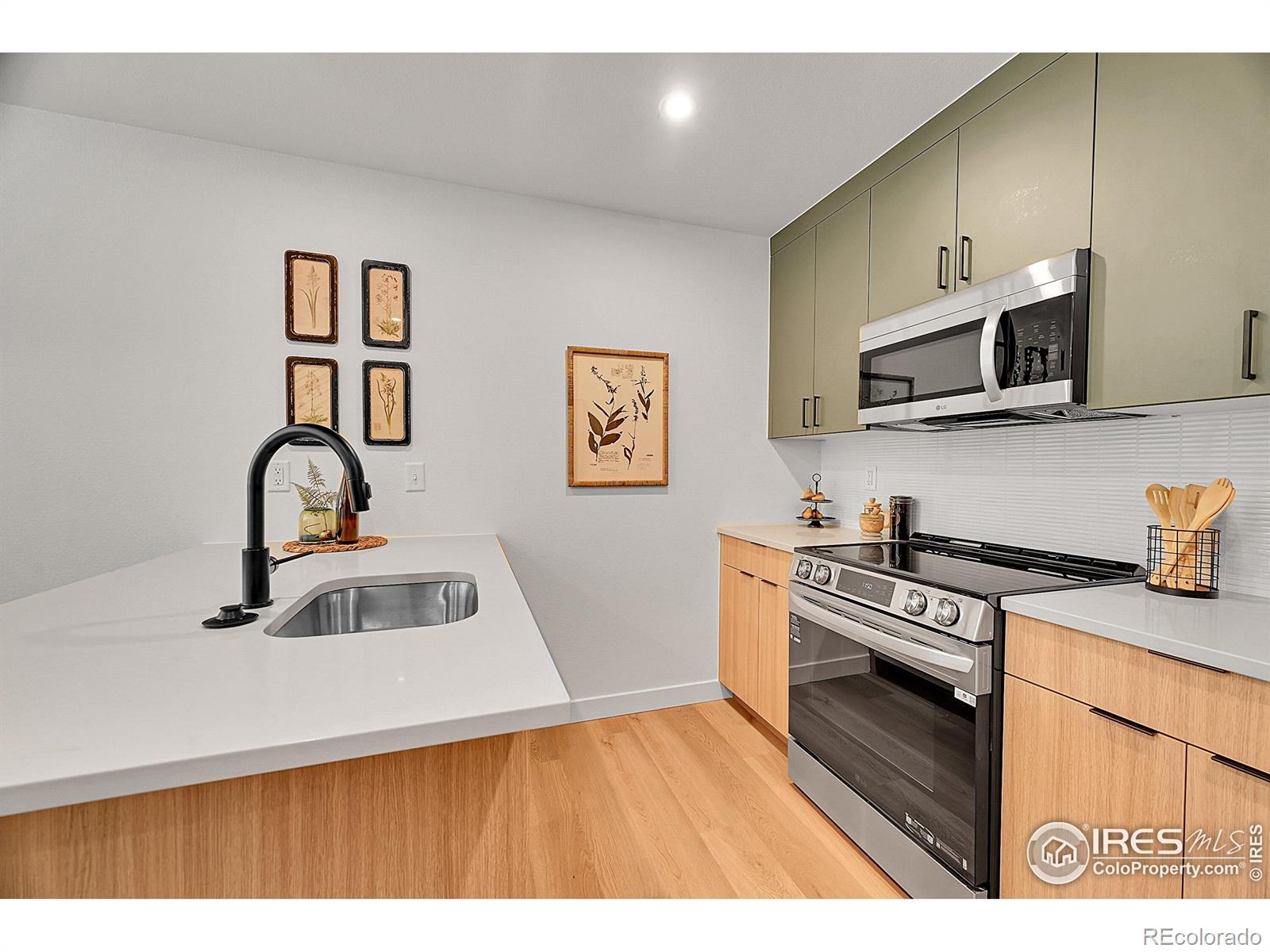 MLS Image #5 for 783 e county line road,erie, Colorado