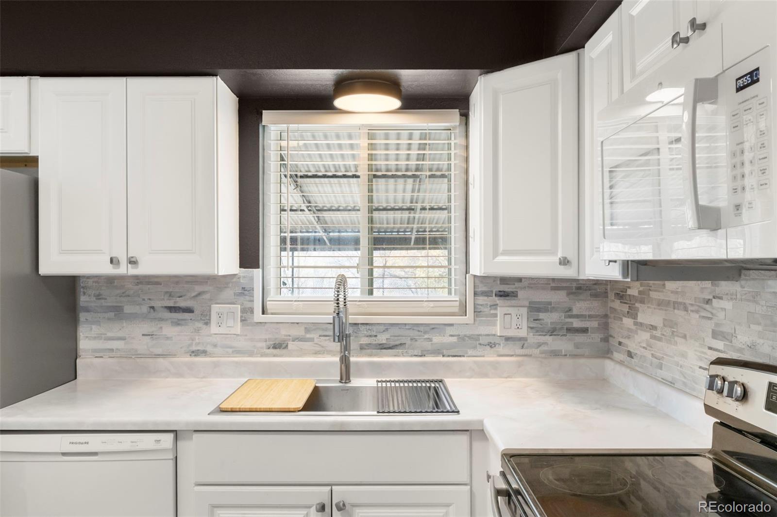 MLS Image #9 for 2601  granada drive,colorado springs, Colorado