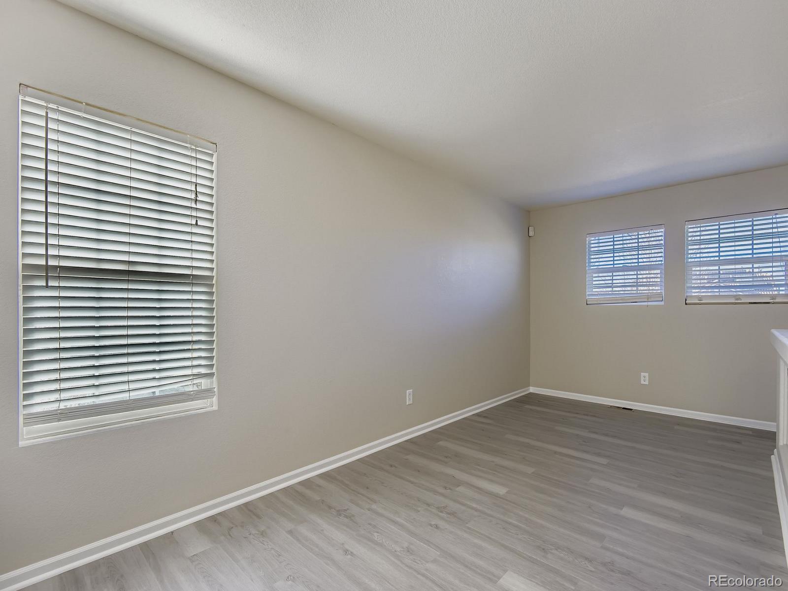 MLS Image #14 for 5570  ensenada street,denver, Colorado