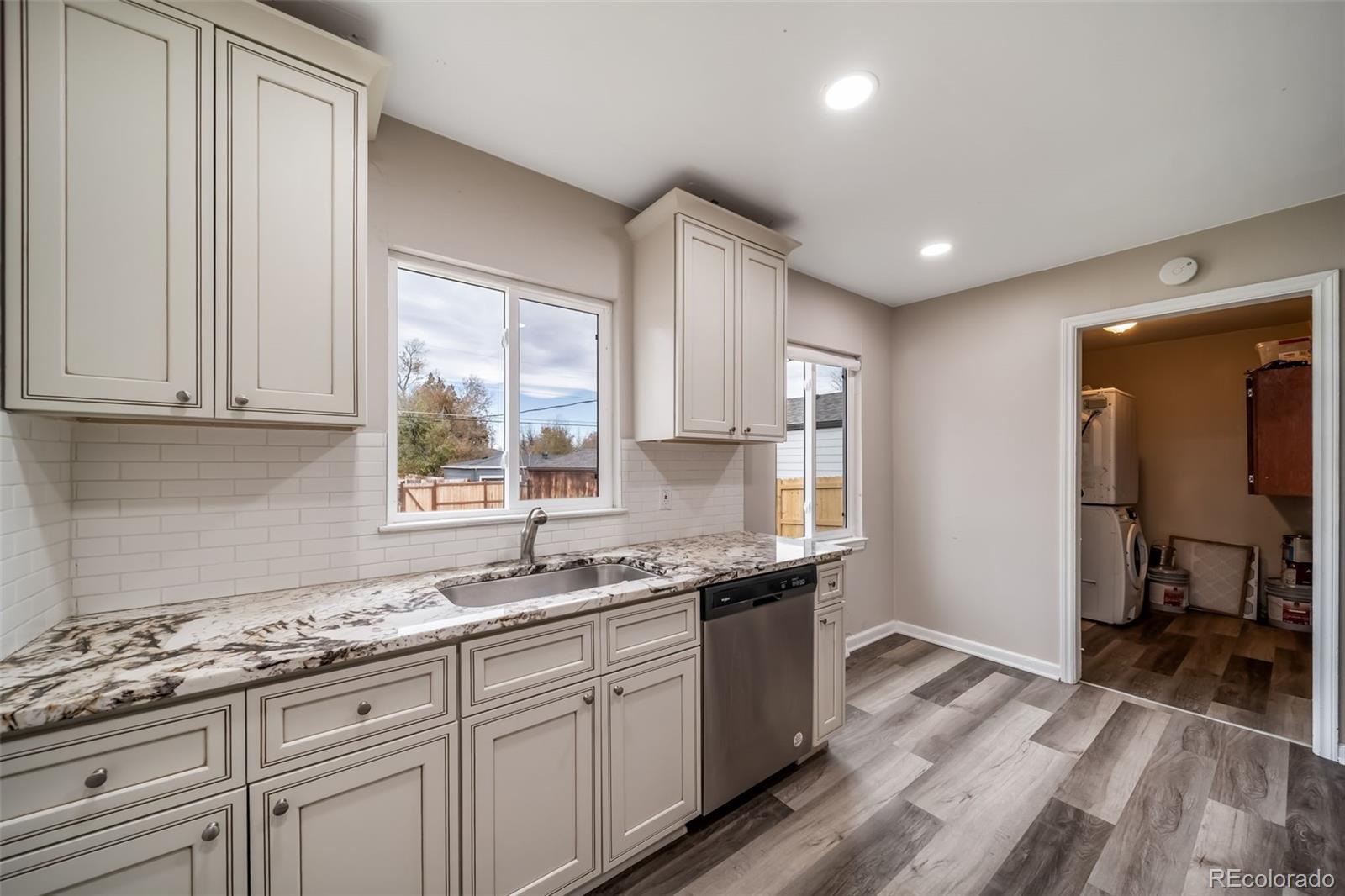 MLS Image #14 for 1081  elmira street,aurora, Colorado