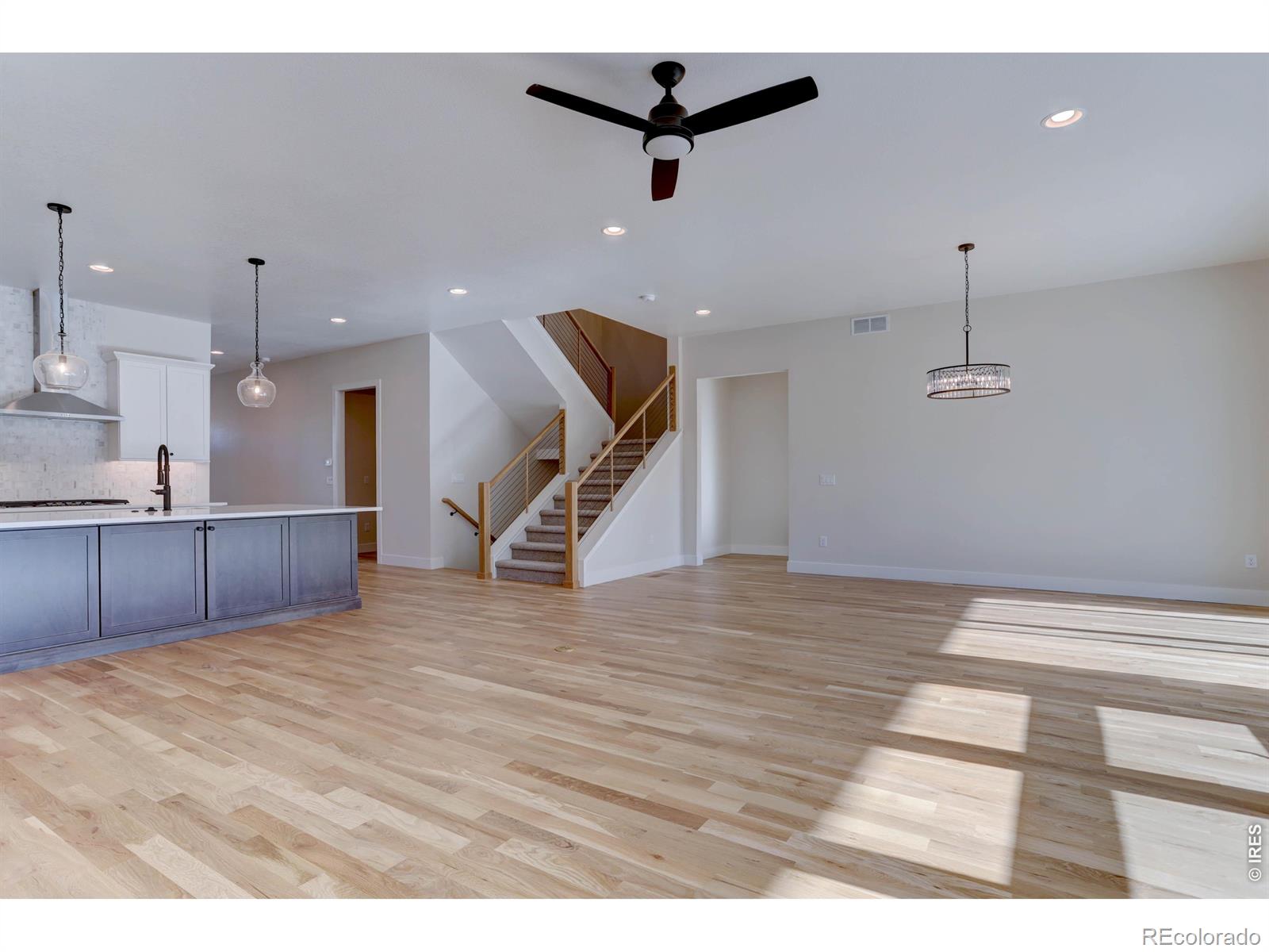 MLS Image #10 for 820  spyglass circle,louisville, Colorado