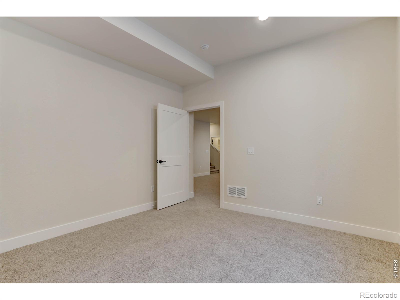 MLS Image #28 for 820  spyglass circle,louisville, Colorado