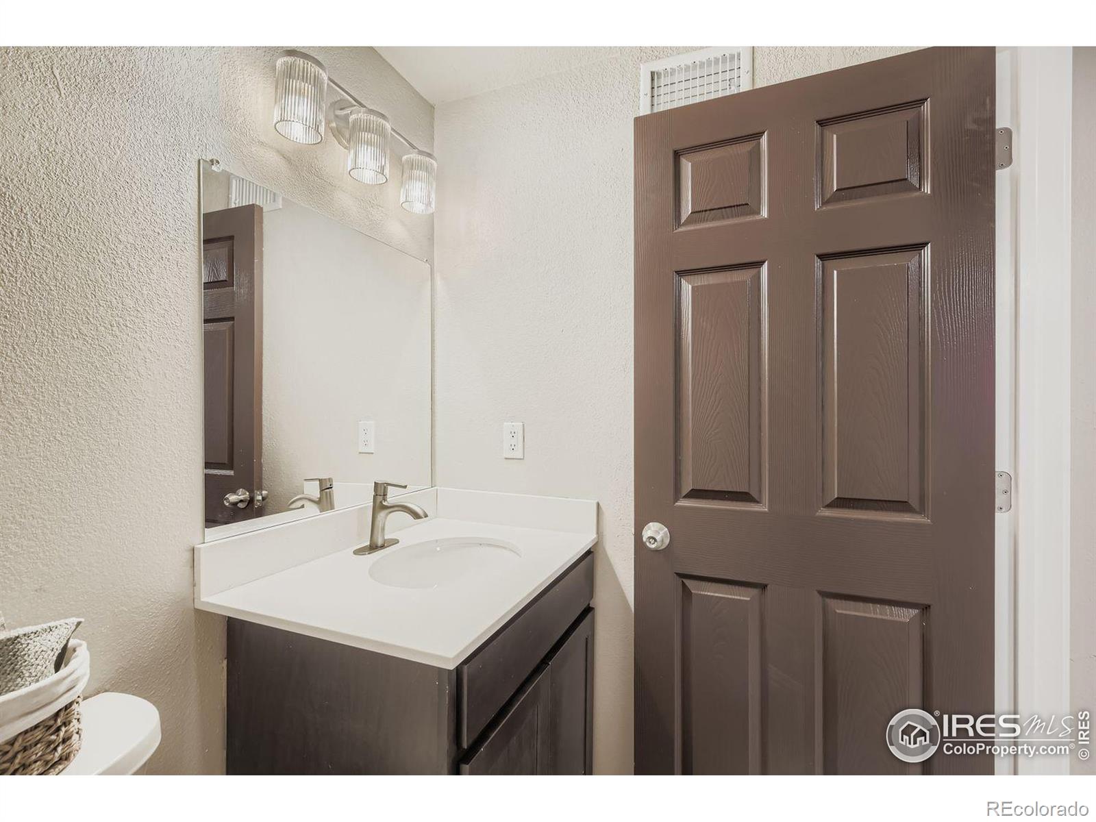 MLS Image #18 for 1303  darrell road,evans, Colorado