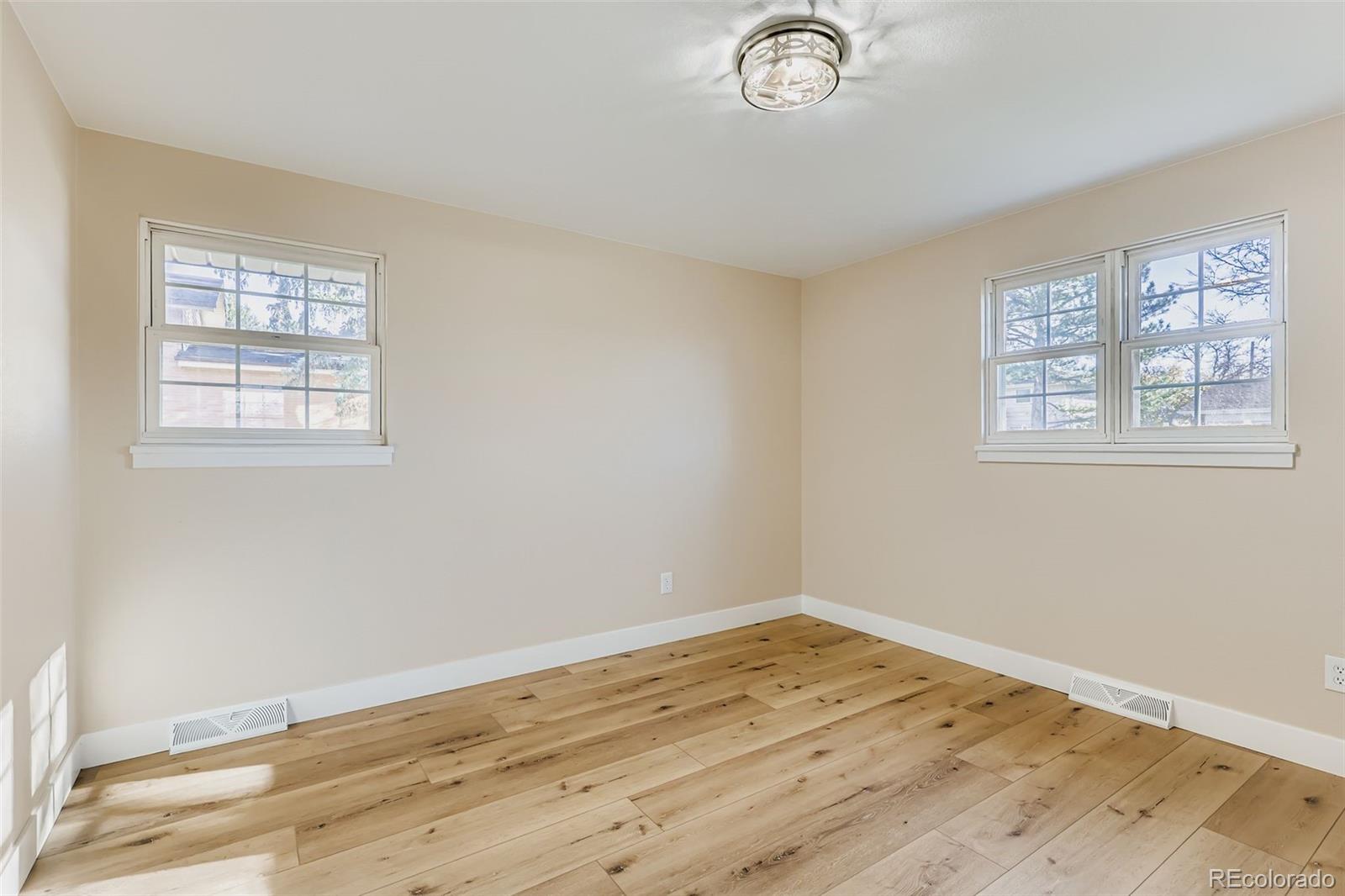 MLS Image #12 for 11759 e alaska avenue,aurora, Colorado