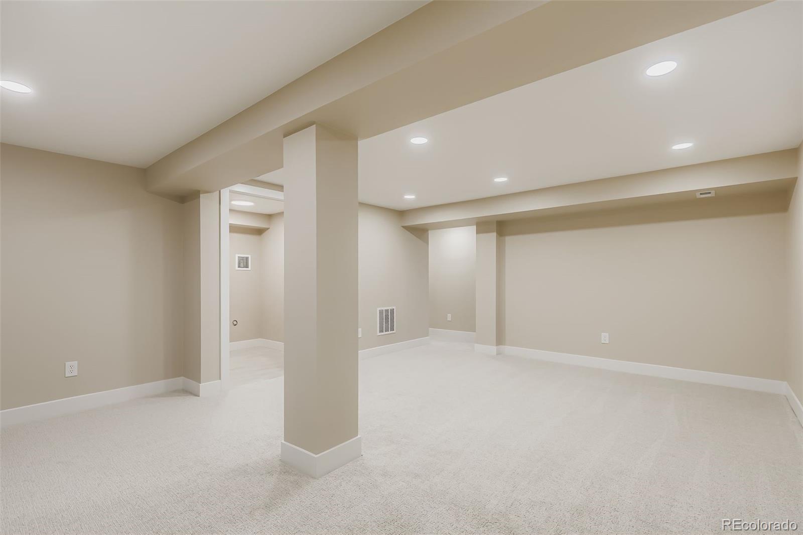 MLS Image #20 for 11759 e alaska avenue,aurora, Colorado