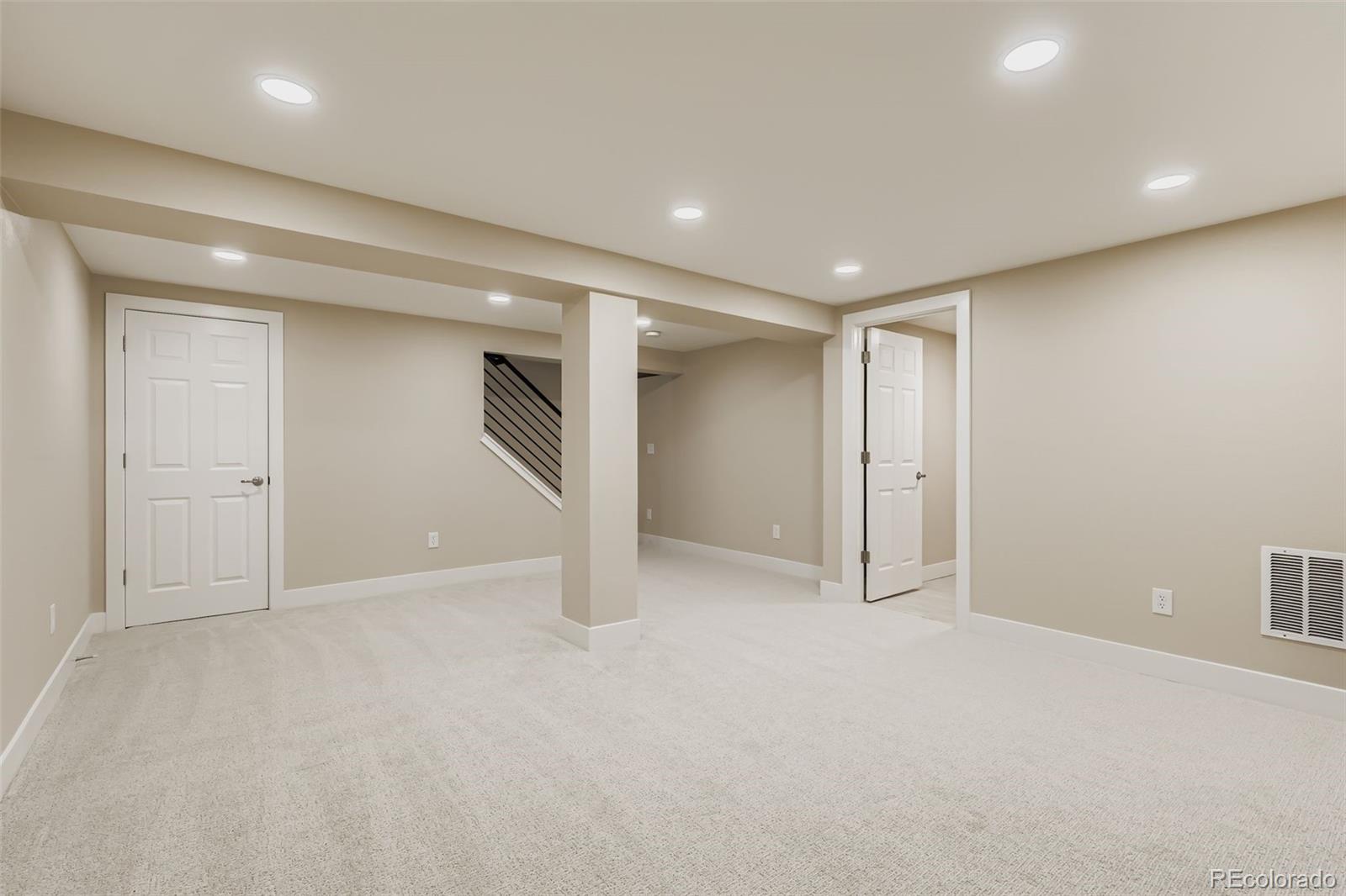 MLS Image #21 for 11759 e alaska avenue,aurora, Colorado