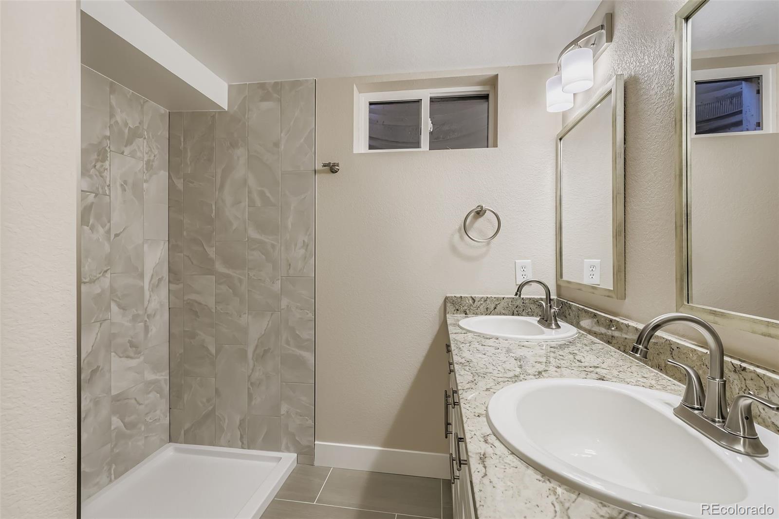 MLS Image #22 for 11759 e alaska avenue,aurora, Colorado