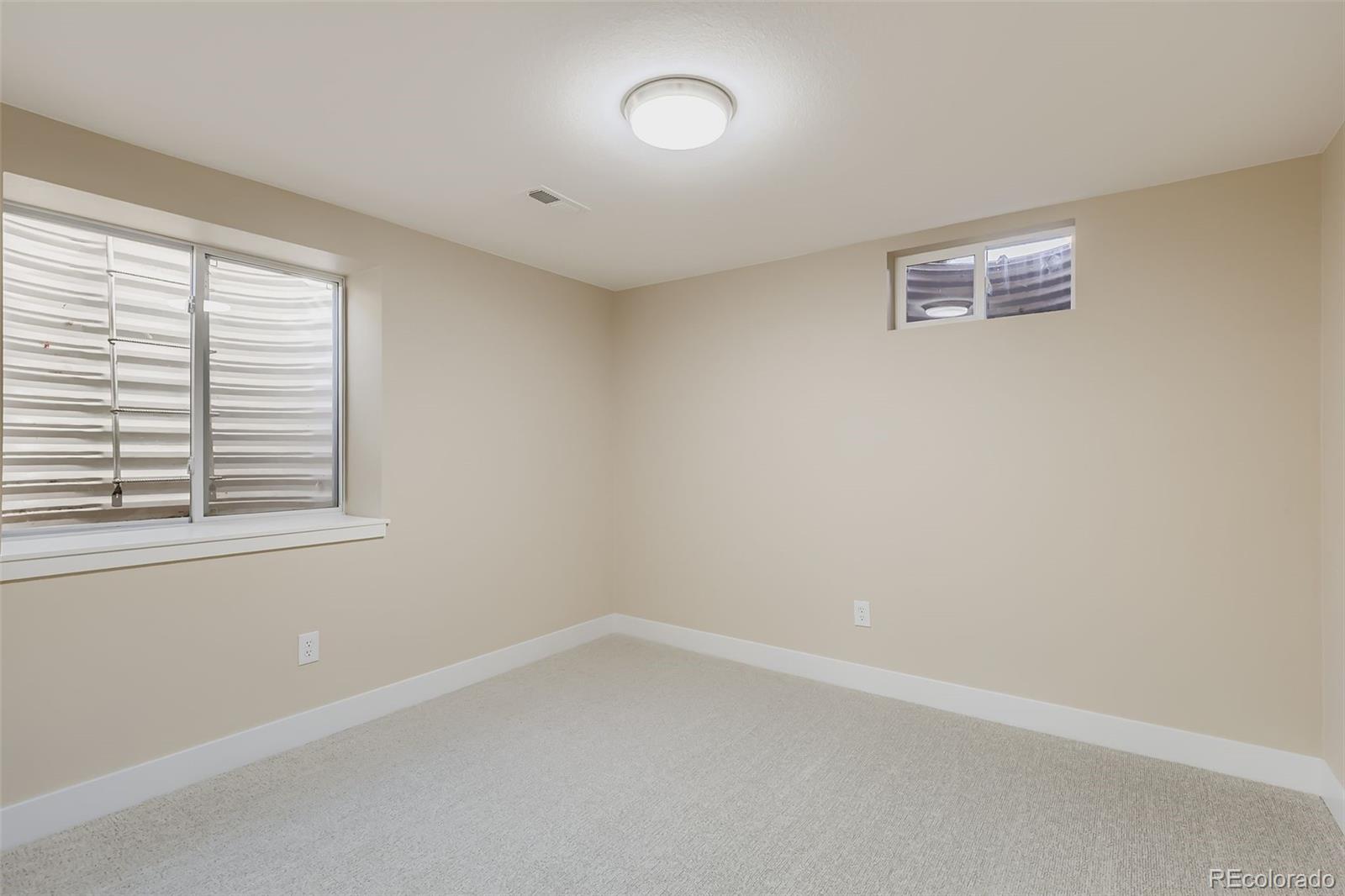 MLS Image #23 for 11759 e alaska avenue,aurora, Colorado