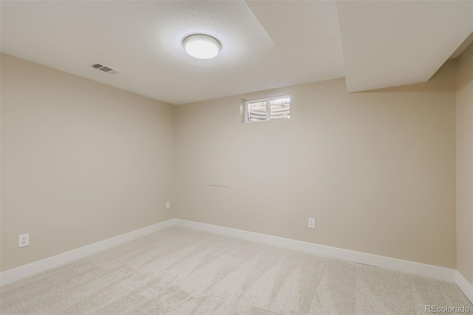 MLS Image #24 for 11759 e alaska avenue,aurora, Colorado