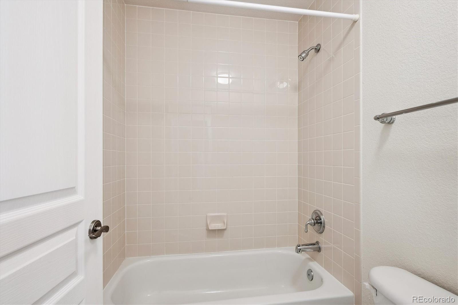 MLS Image #32 for 11969 e lake circle,greenwood village, Colorado