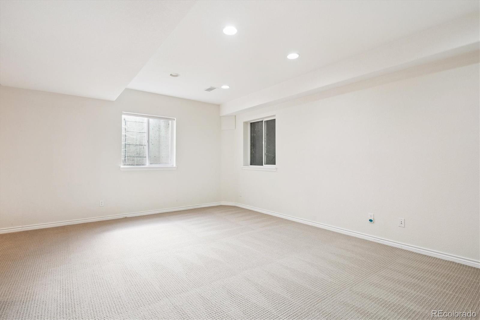 MLS Image #36 for 11969 e lake circle,greenwood village, Colorado