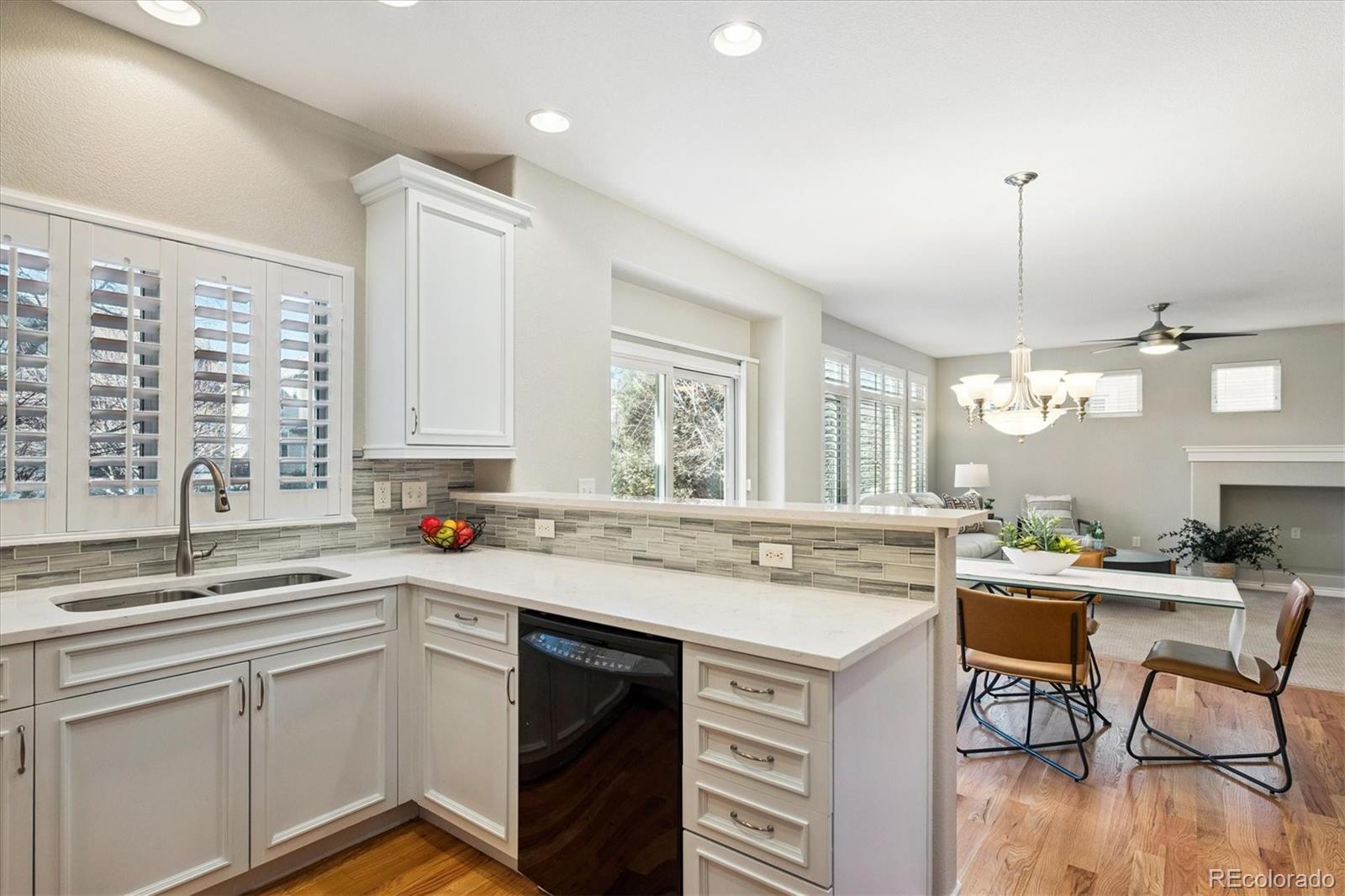 MLS Image #6 for 11969 e lake circle,greenwood village, Colorado