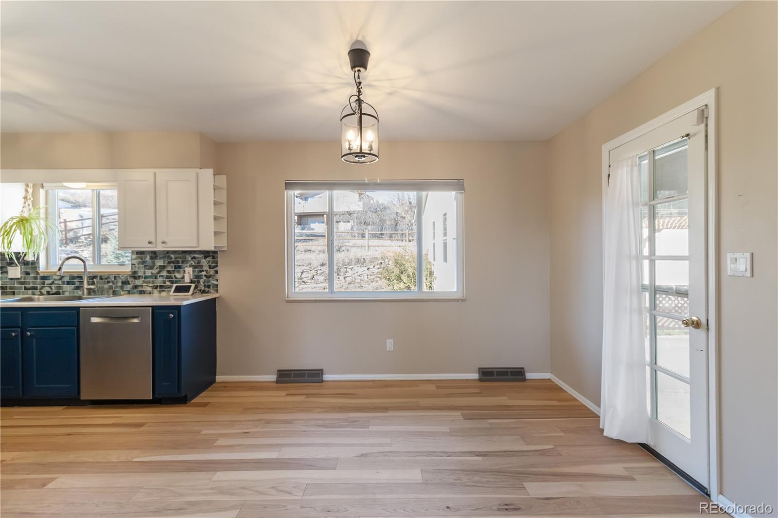 MLS Image #11 for 219  burgess drive,castle rock, Colorado