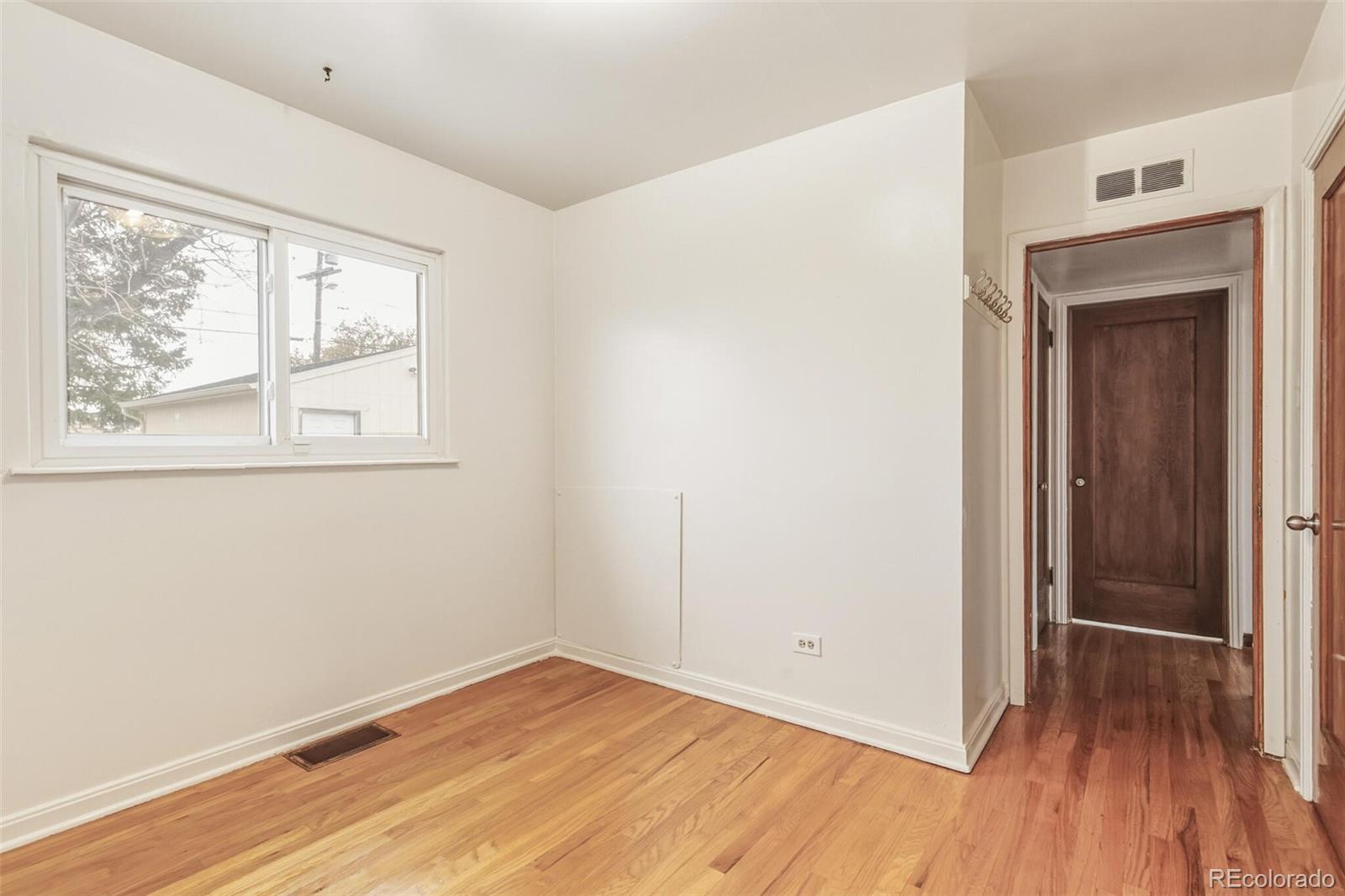 MLS Image #8 for 5040  elm court,denver, Colorado