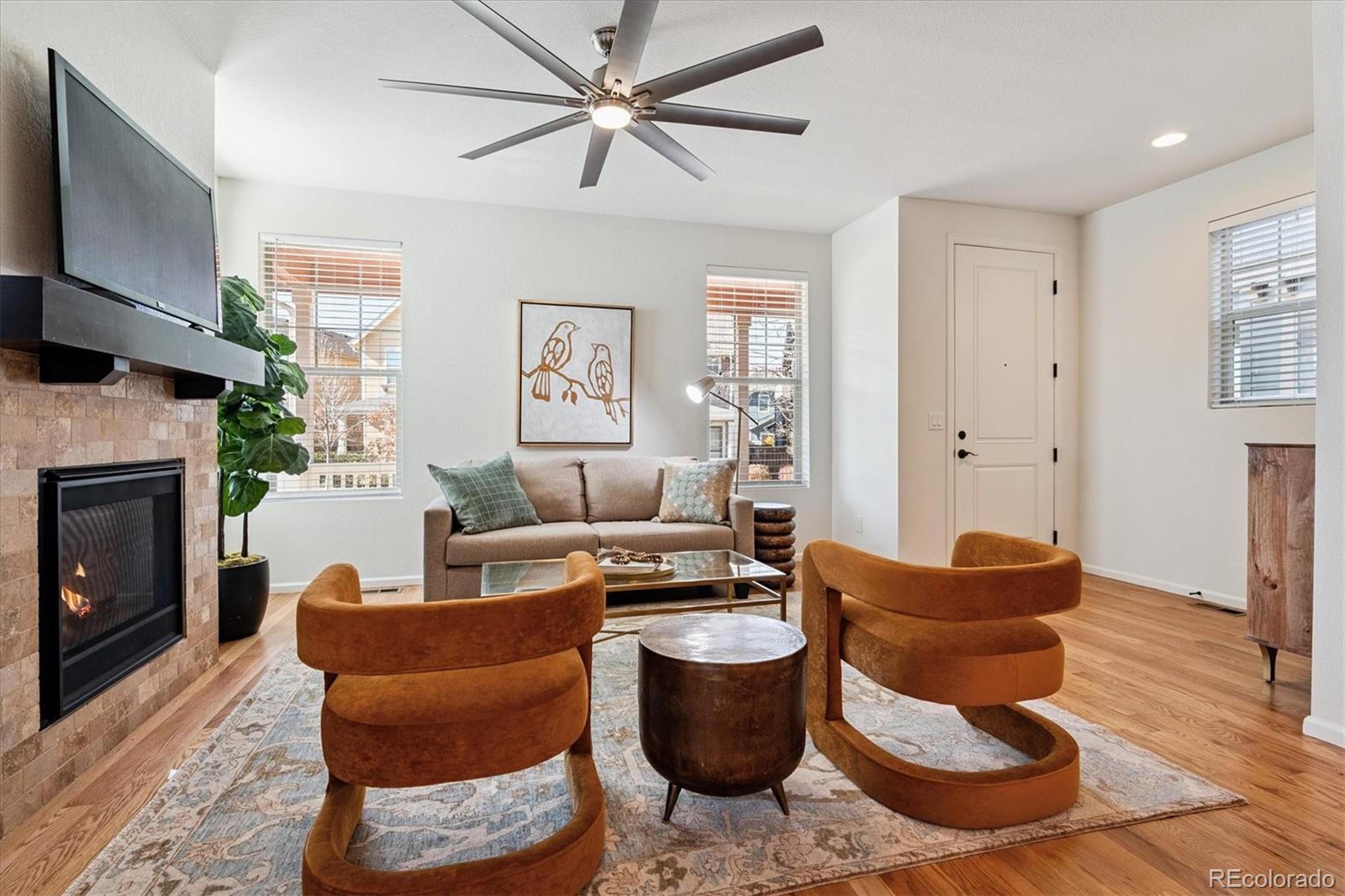 MLS Image #11 for 9467 e 52nd avenue,denver, Colorado