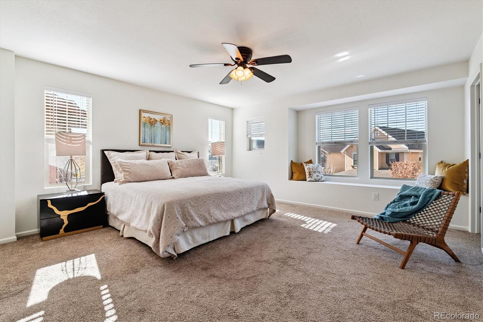 MLS Image #14 for 9467 e 52nd avenue,denver, Colorado