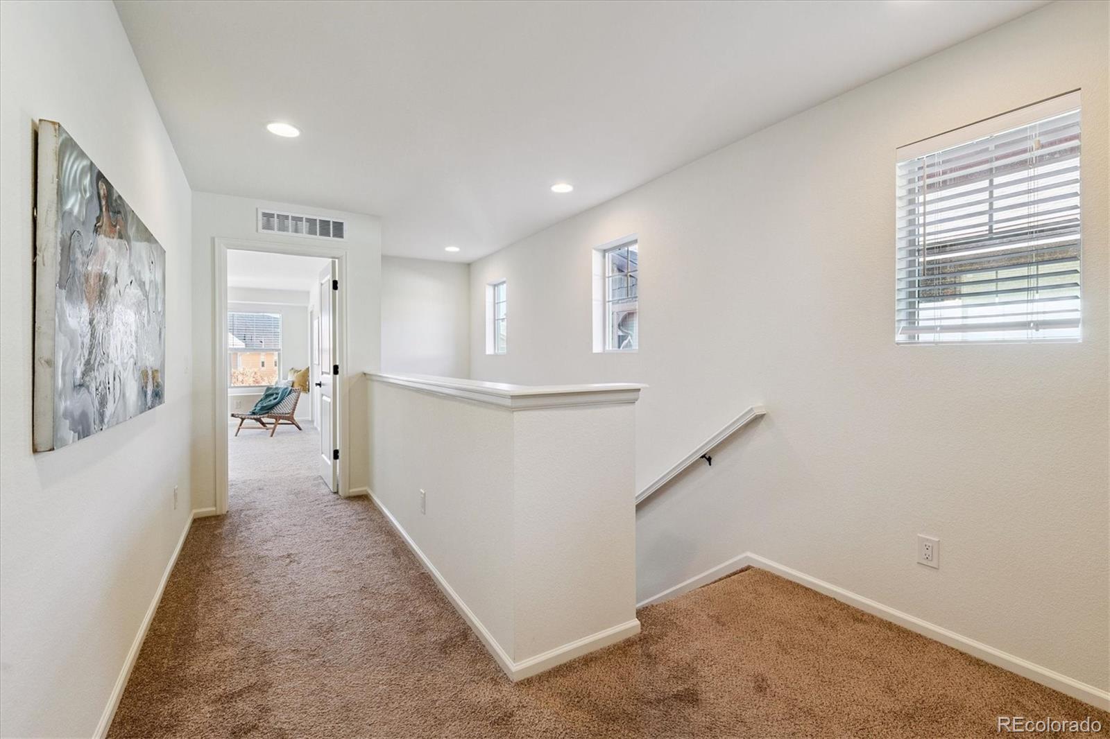 MLS Image #17 for 9467 e 52nd avenue,denver, Colorado