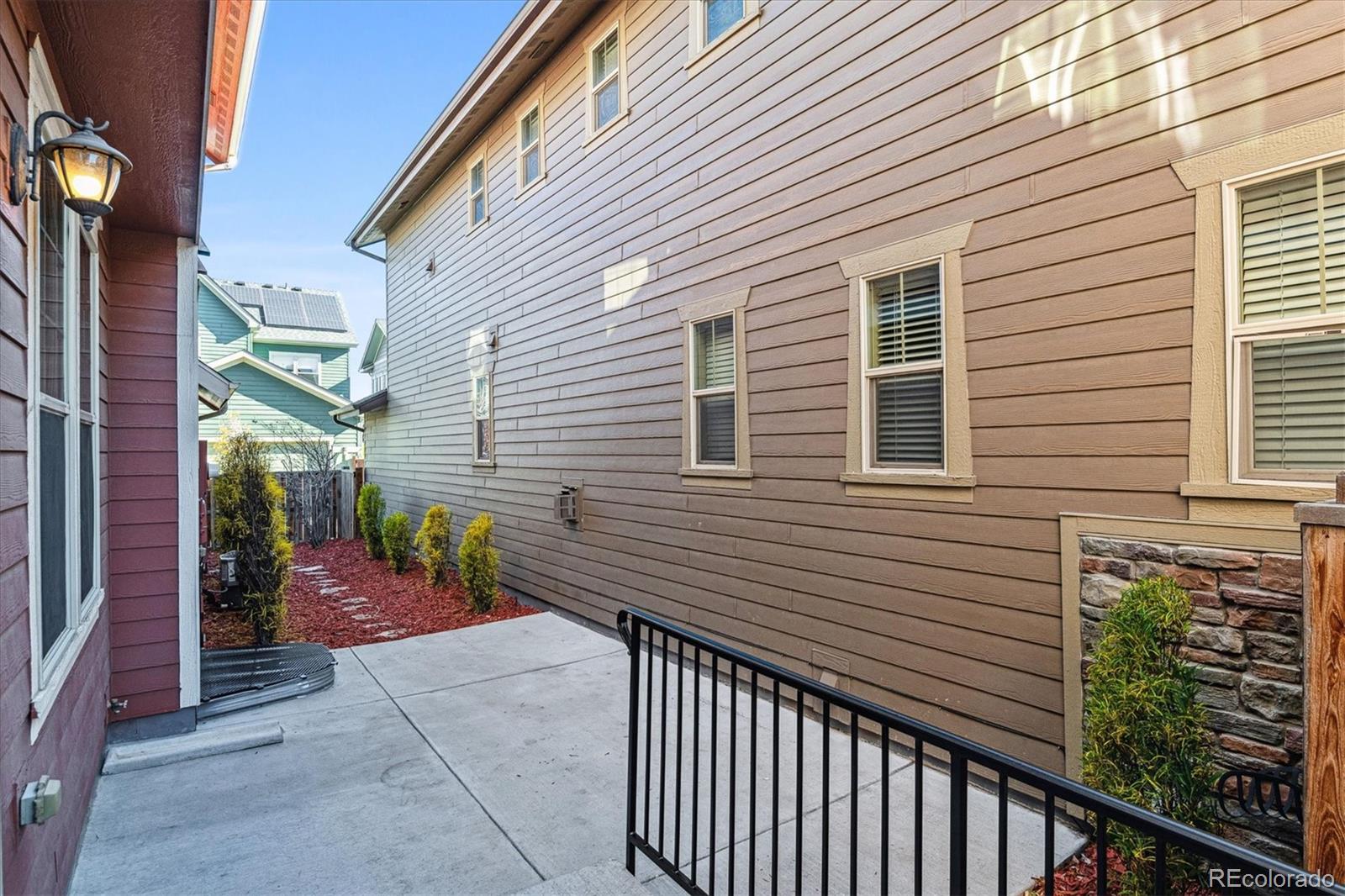 MLS Image #25 for 9467 e 52nd avenue,denver, Colorado