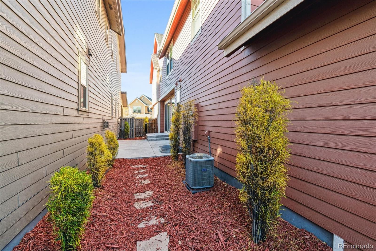 MLS Image #30 for 9467 e 52nd avenue,denver, Colorado