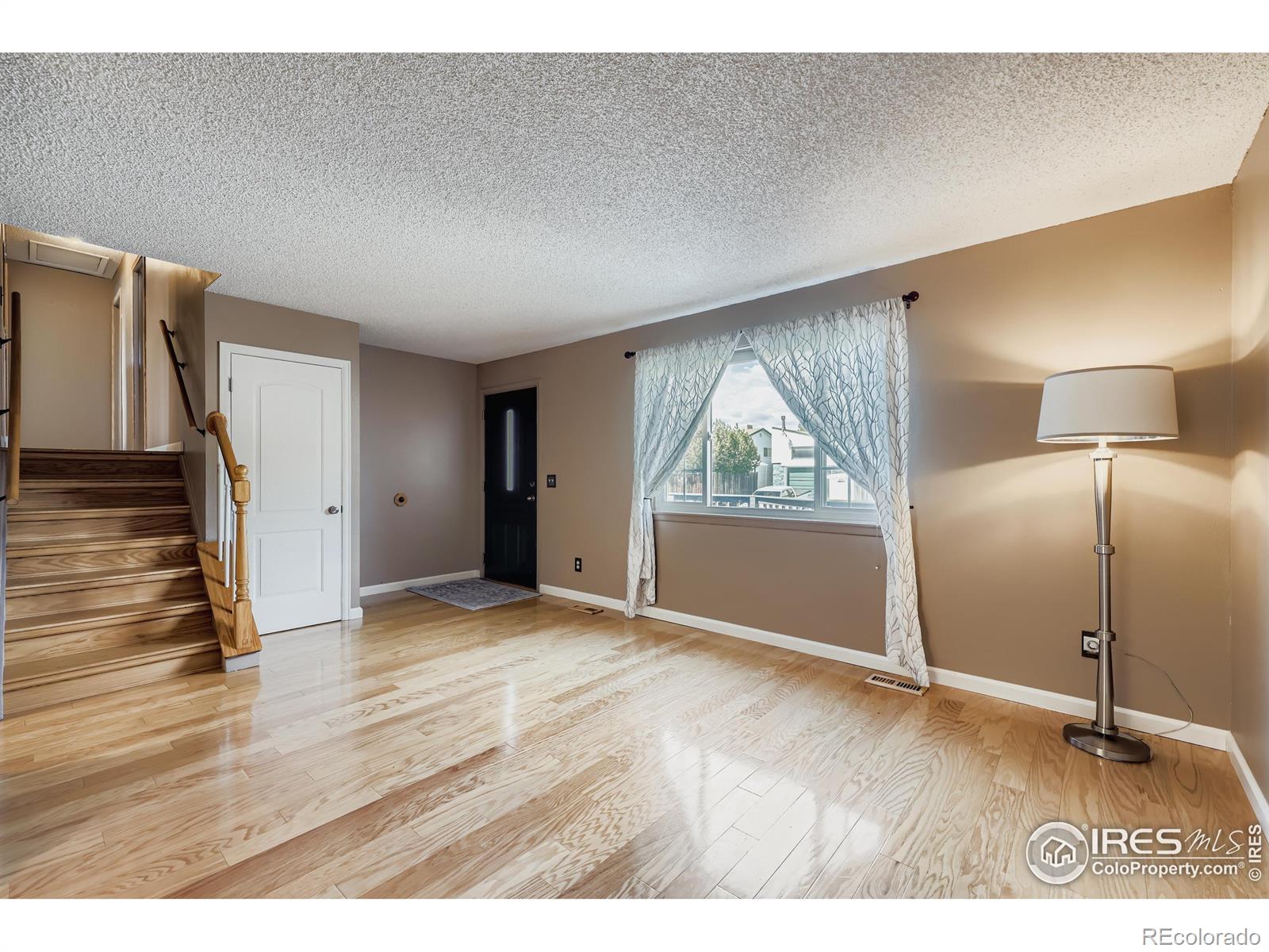 MLS Image #4 for 6080 s estes street,littleton, Colorado