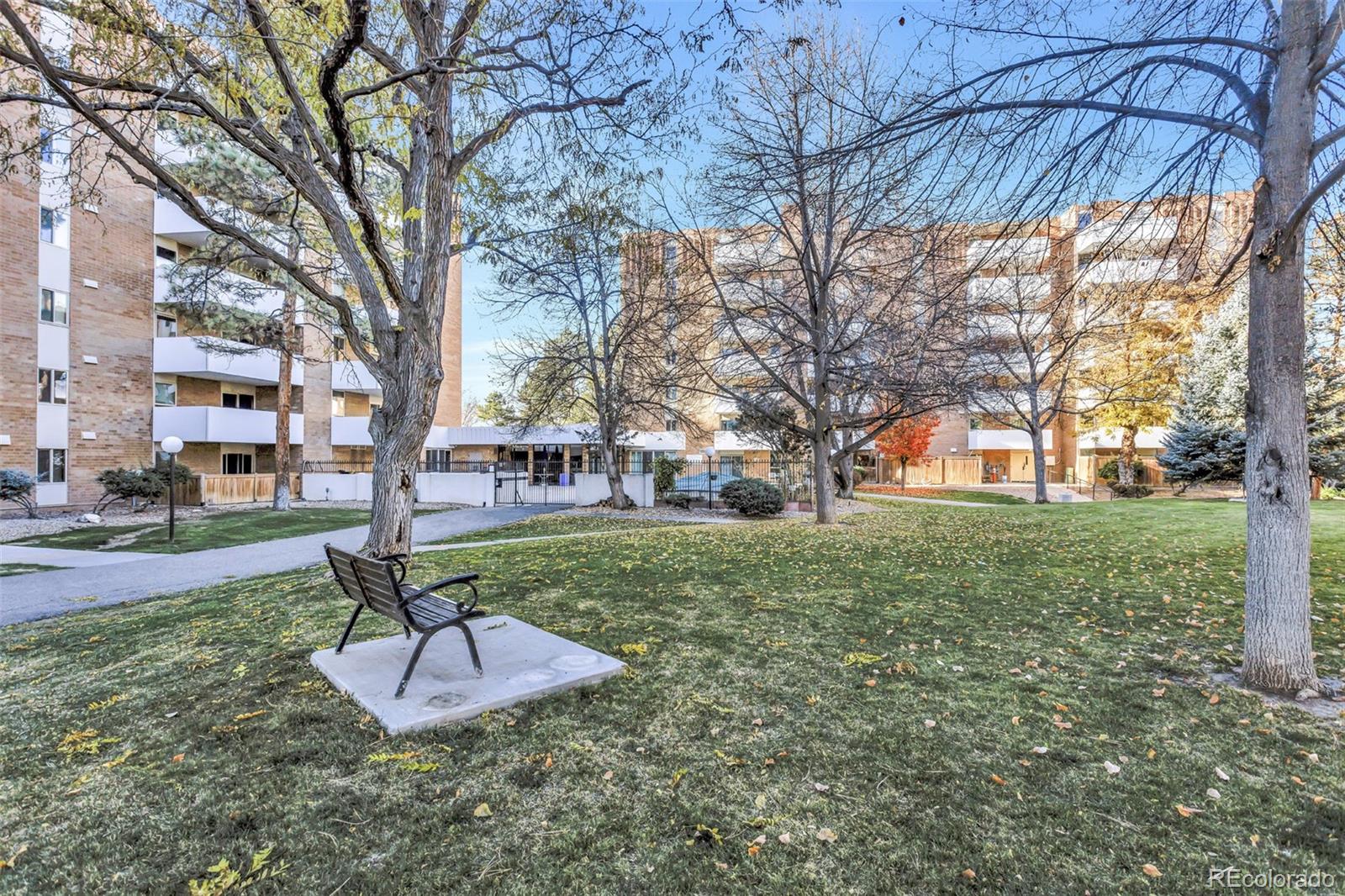 MLS Image #23 for 2880 s locust street 300n,denver, Colorado