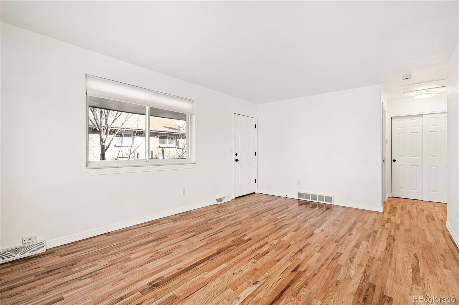 MLS Image #6 for 960  newton street,denver, Colorado