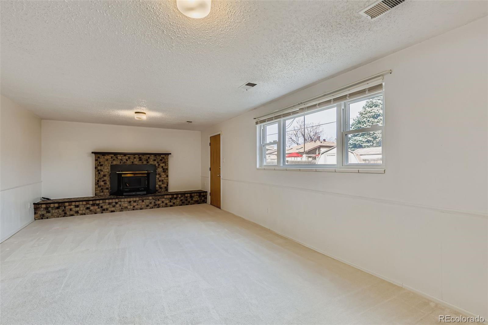 MLS Image #10 for 12969 e ohio avenue,aurora, Colorado