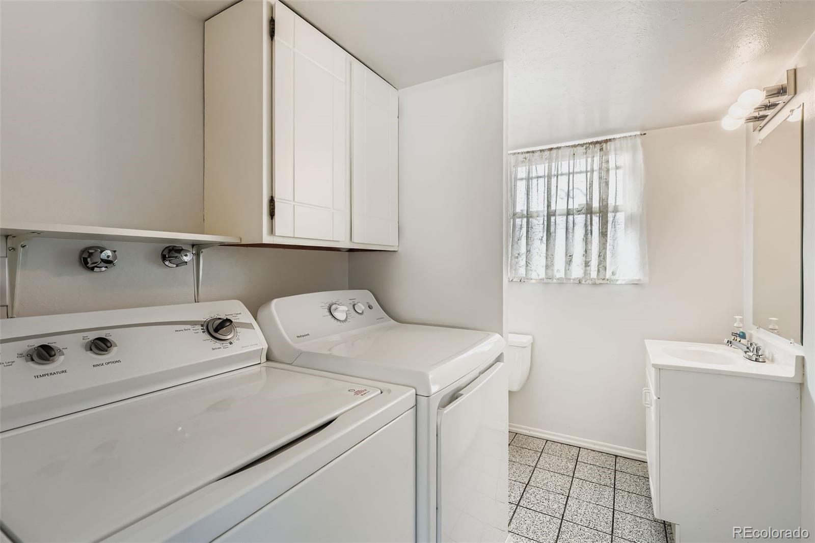 MLS Image #11 for 12969 e ohio avenue,aurora, Colorado