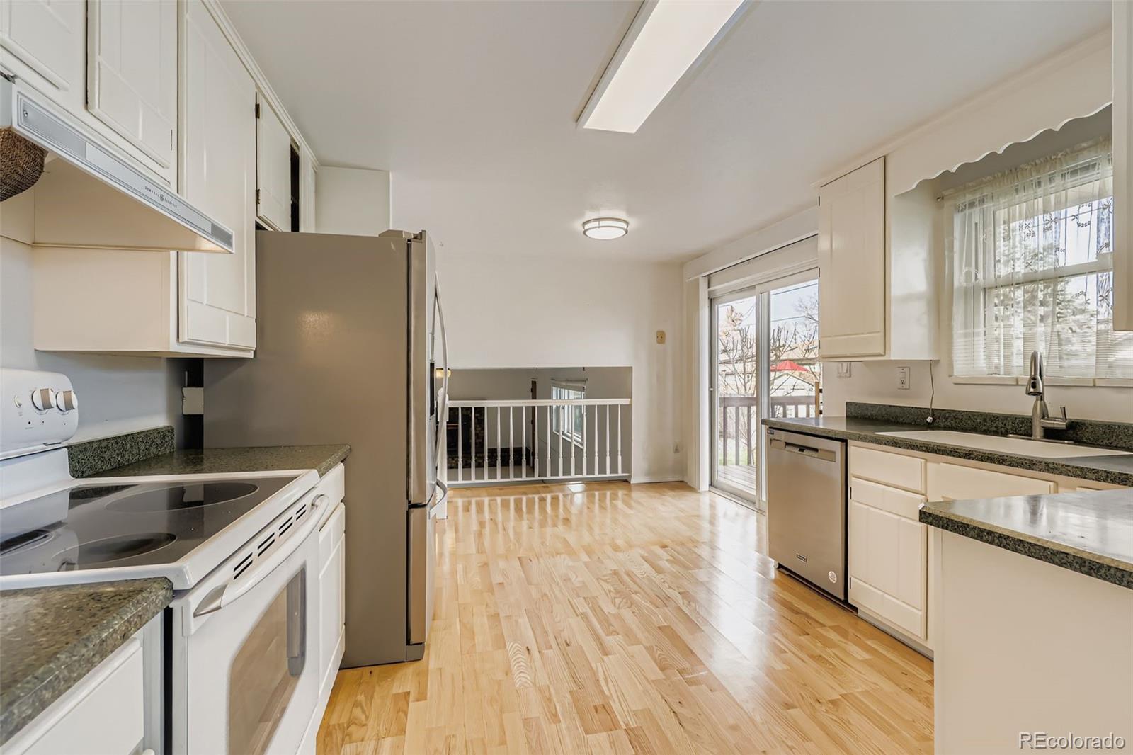 MLS Image #3 for 12969 e ohio avenue,aurora, Colorado