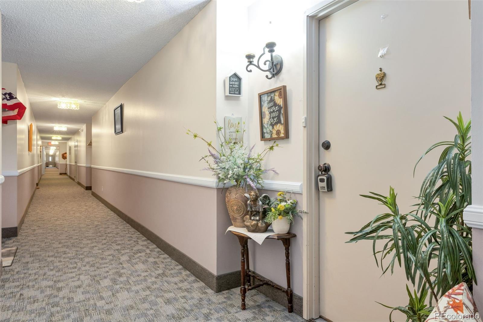MLS Image #3 for 3144 s wheeling way 301,aurora, Colorado