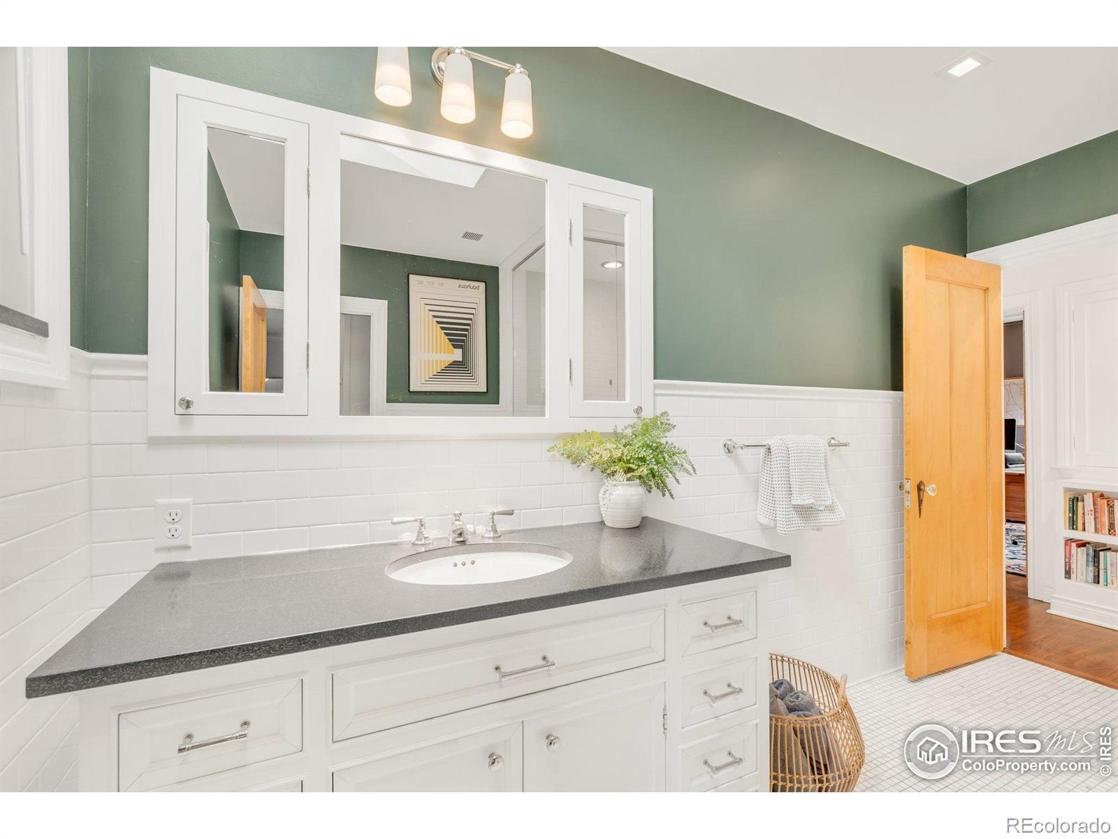 MLS Image #17 for 1226  dexter street,denver, Colorado