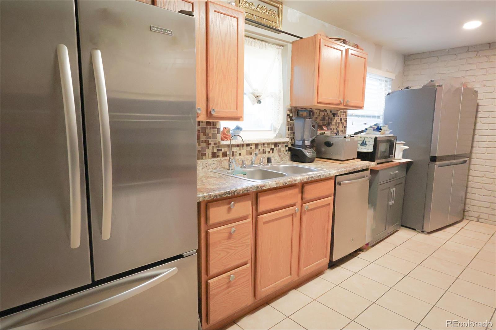 MLS Image #8 for 245  tucson street,aurora, Colorado