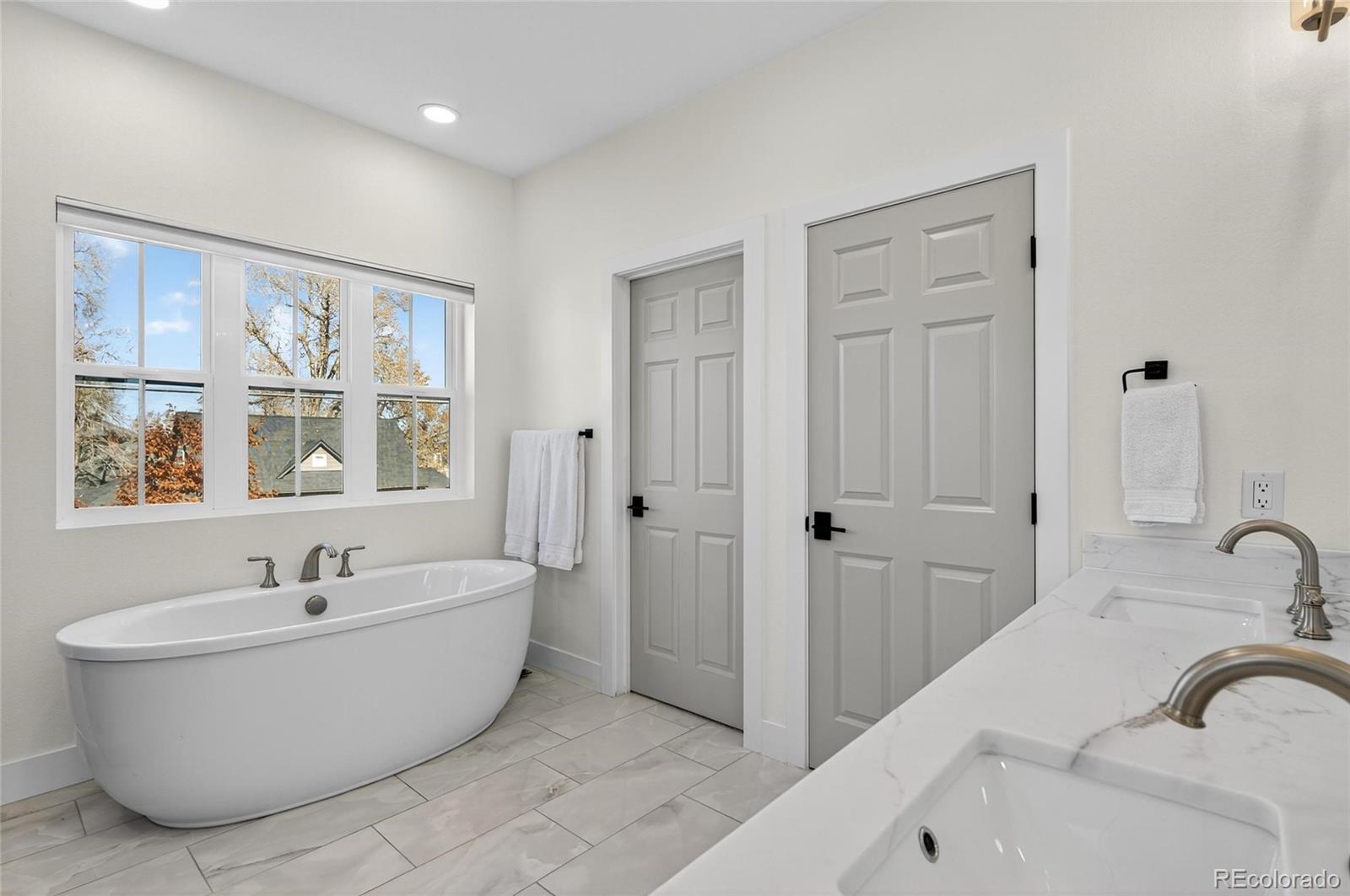 MLS Image #25 for 4995 n raleigh street,denver, Colorado