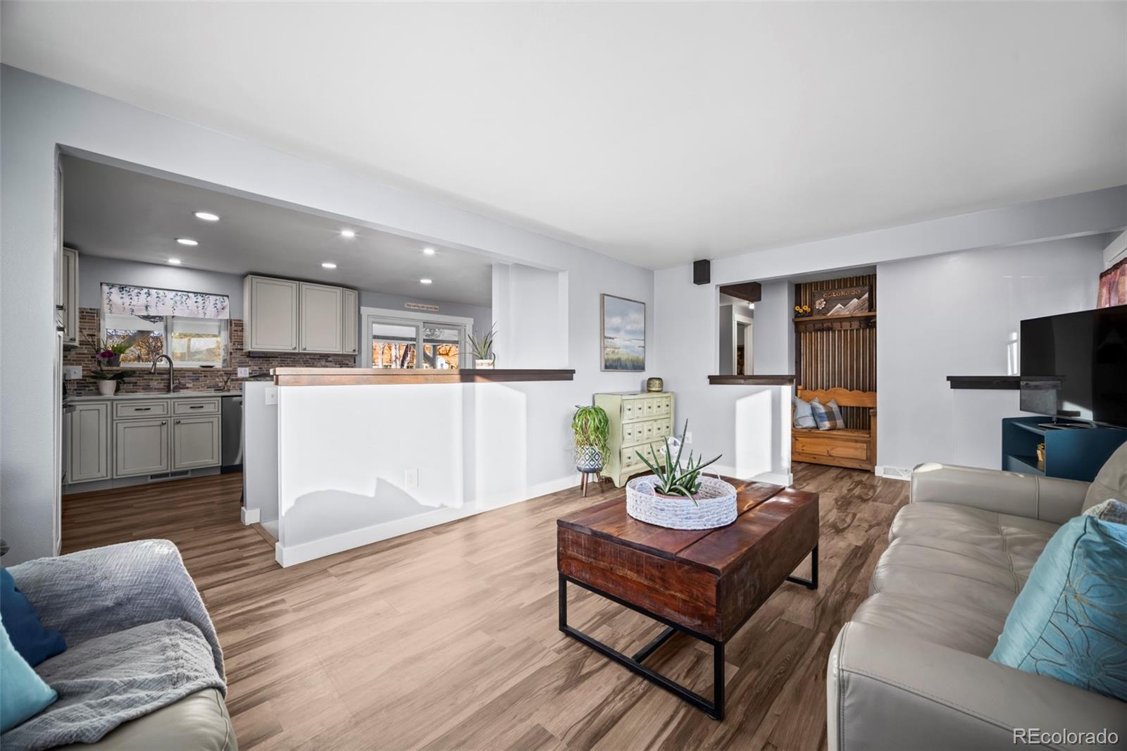 MLS Image #2 for 7097  parfet street,arvada, Colorado